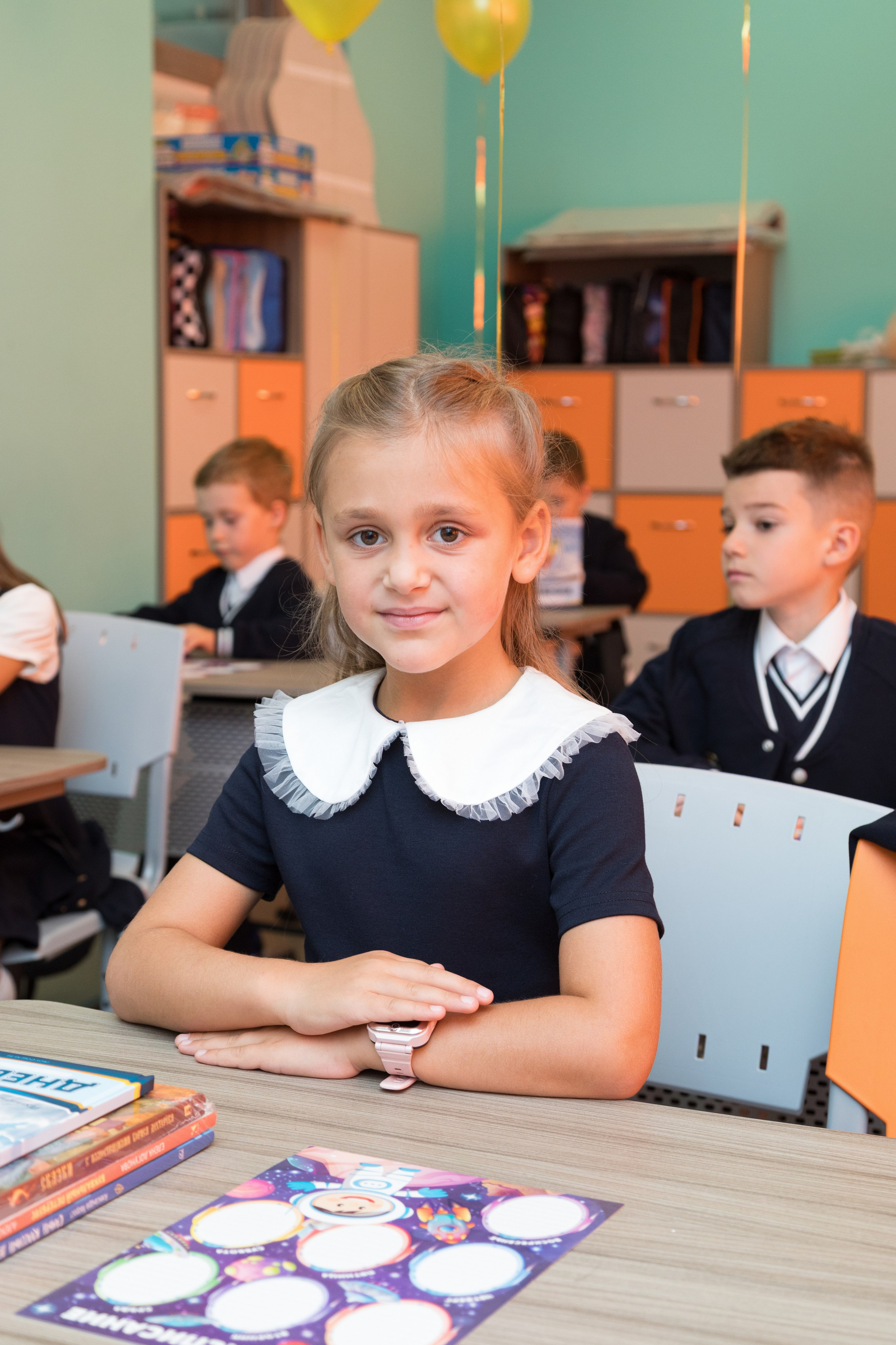 Линейка первоклассников. Детский и контент фотограф Надя Волкова Санкт-Петербург