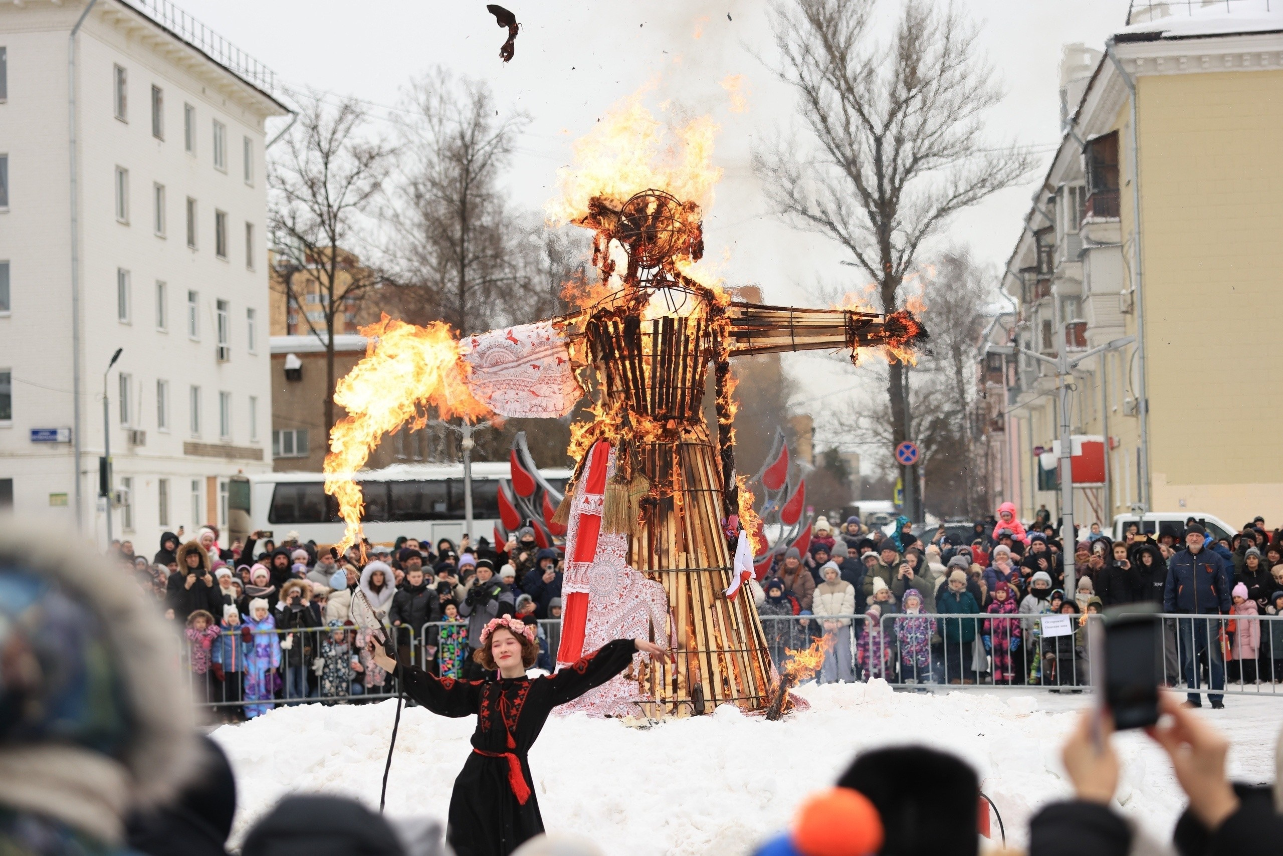 Фаер-Шоу. Главная