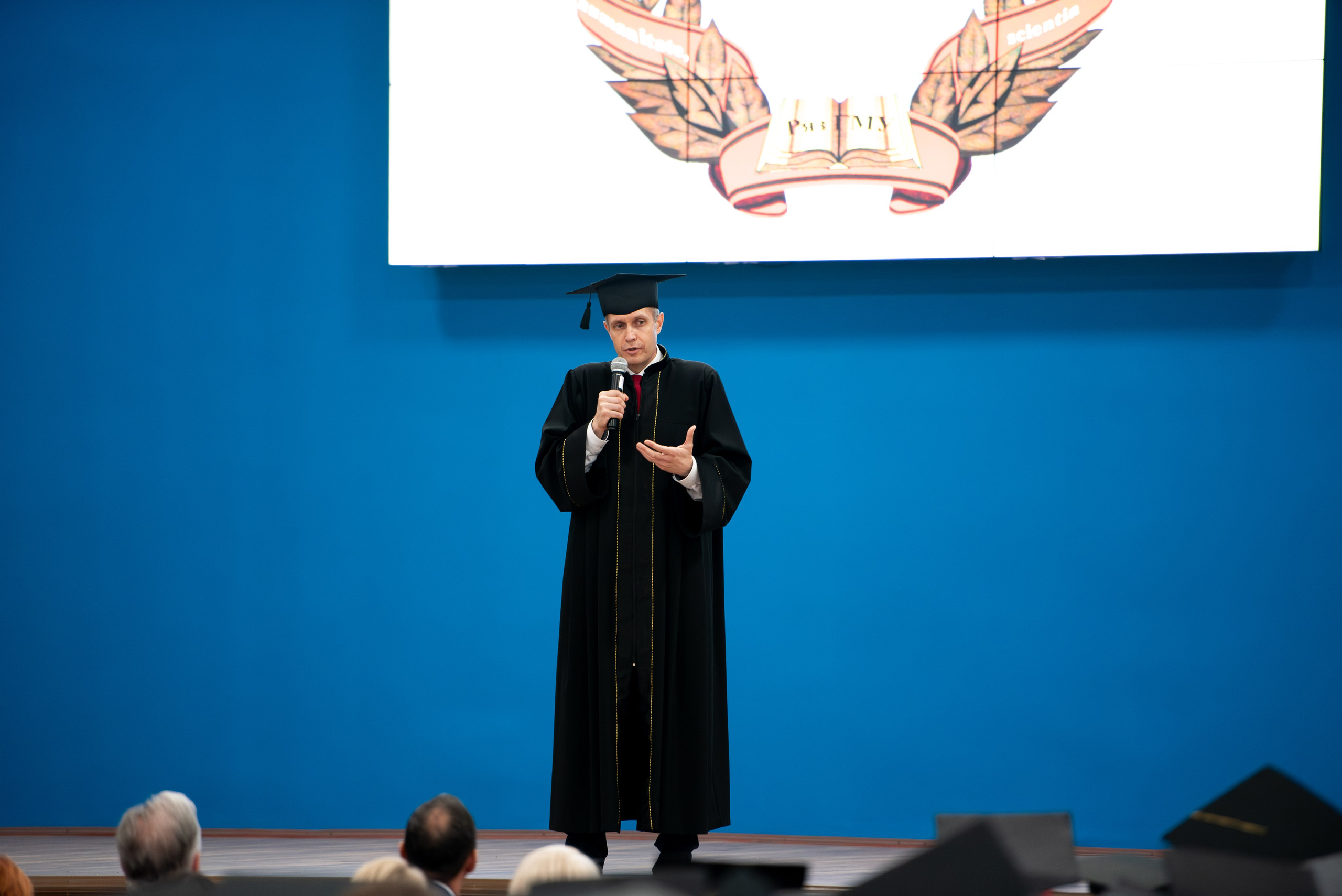 Выпускные высших учебных заведений. Свадебный и репортажный фотограф