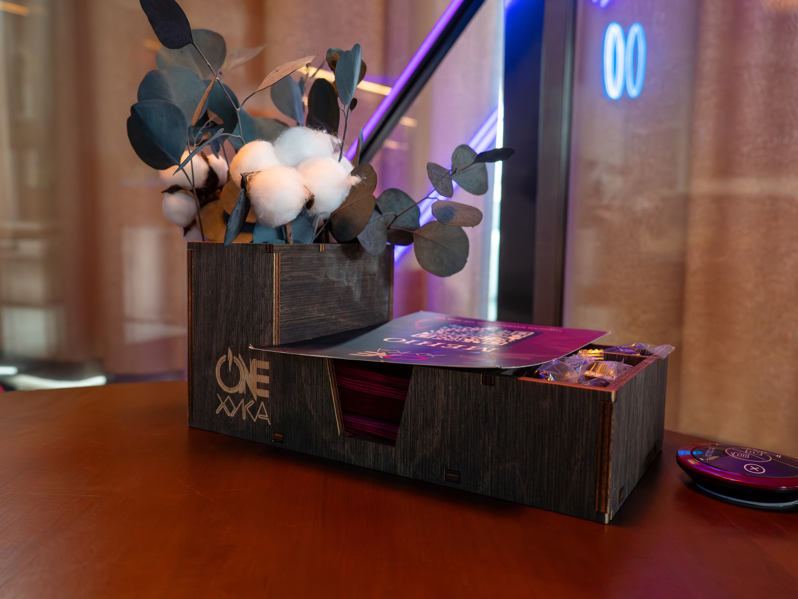 Фотографии заведения One Hookah. JOHNNY SOLOVEV VISION