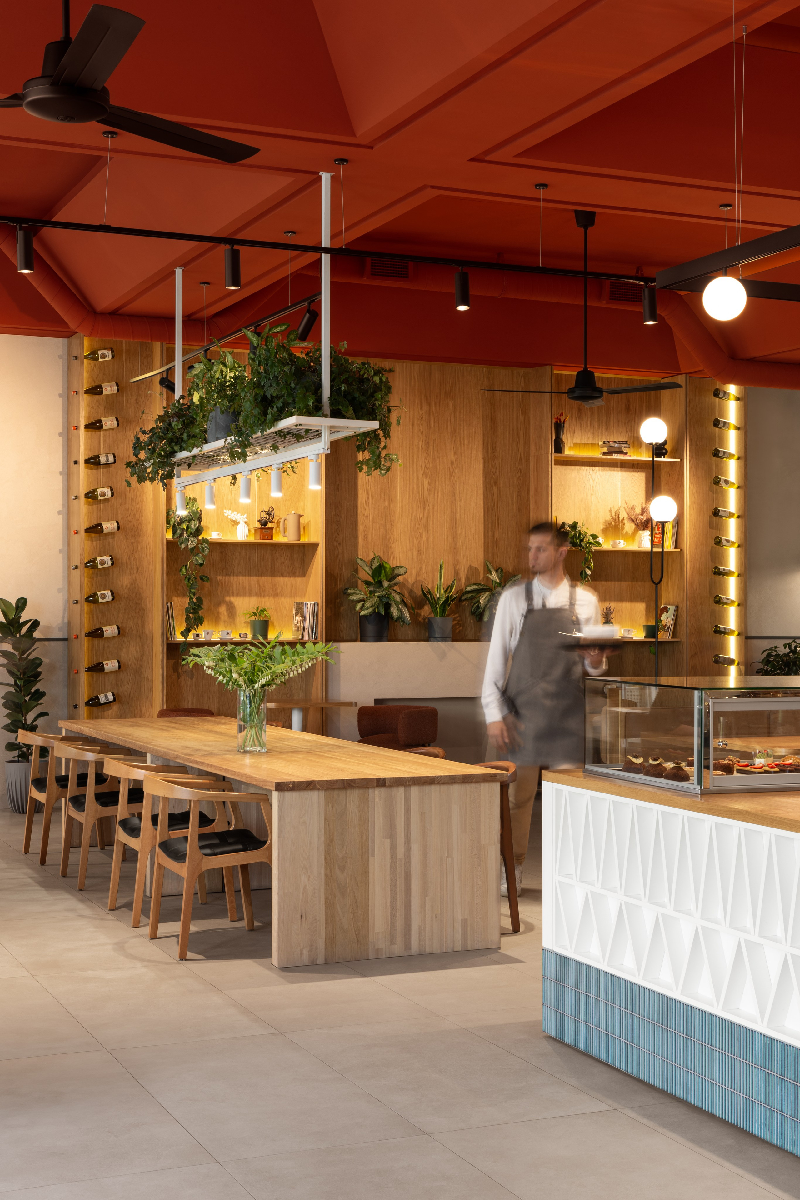 Coffeedelia Coffe & Wine. Roman Yakunin — interior photographer in Almaty, Kazakhstan