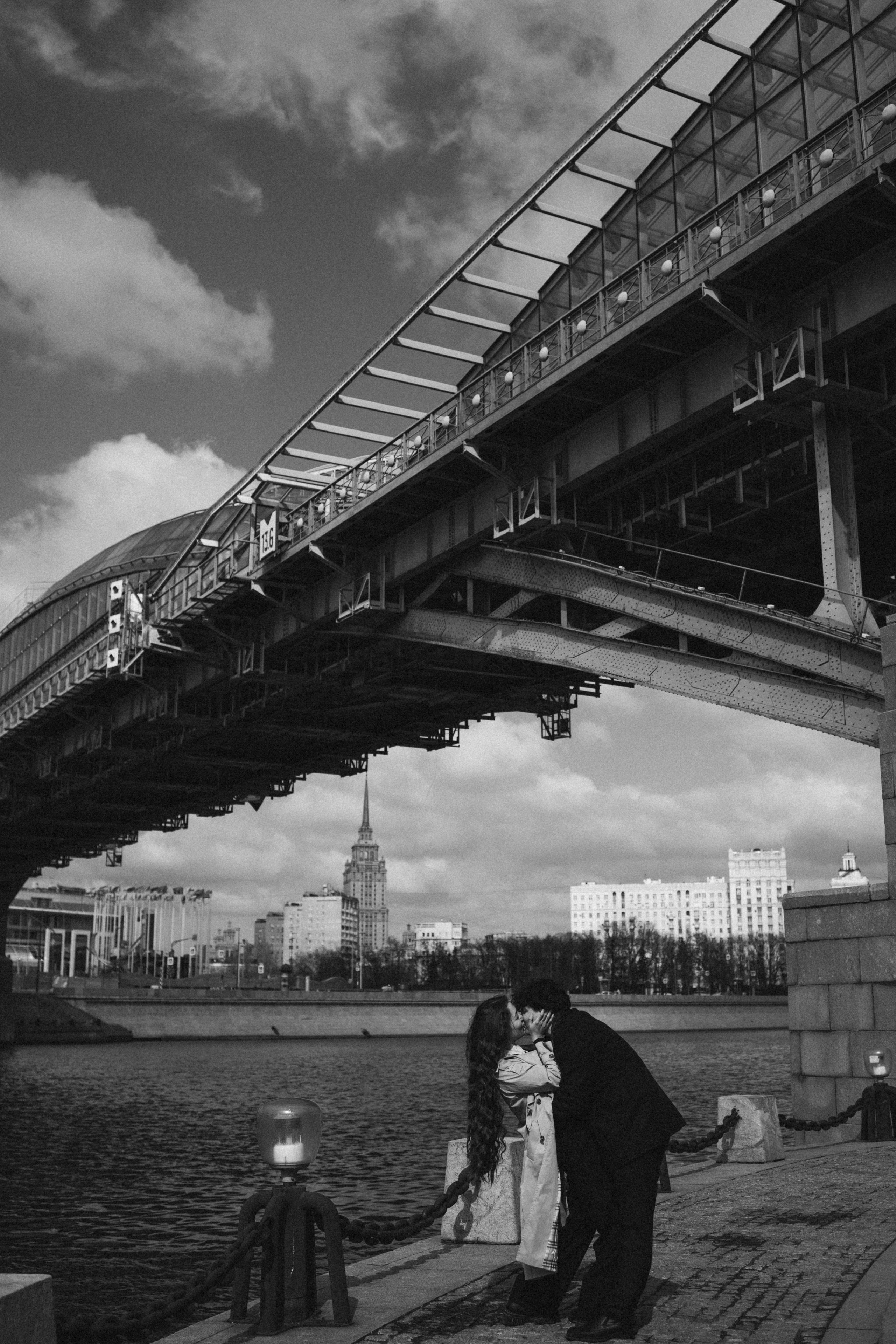 Love story прогулка по городу. Фотограф Алия Танцыкужина