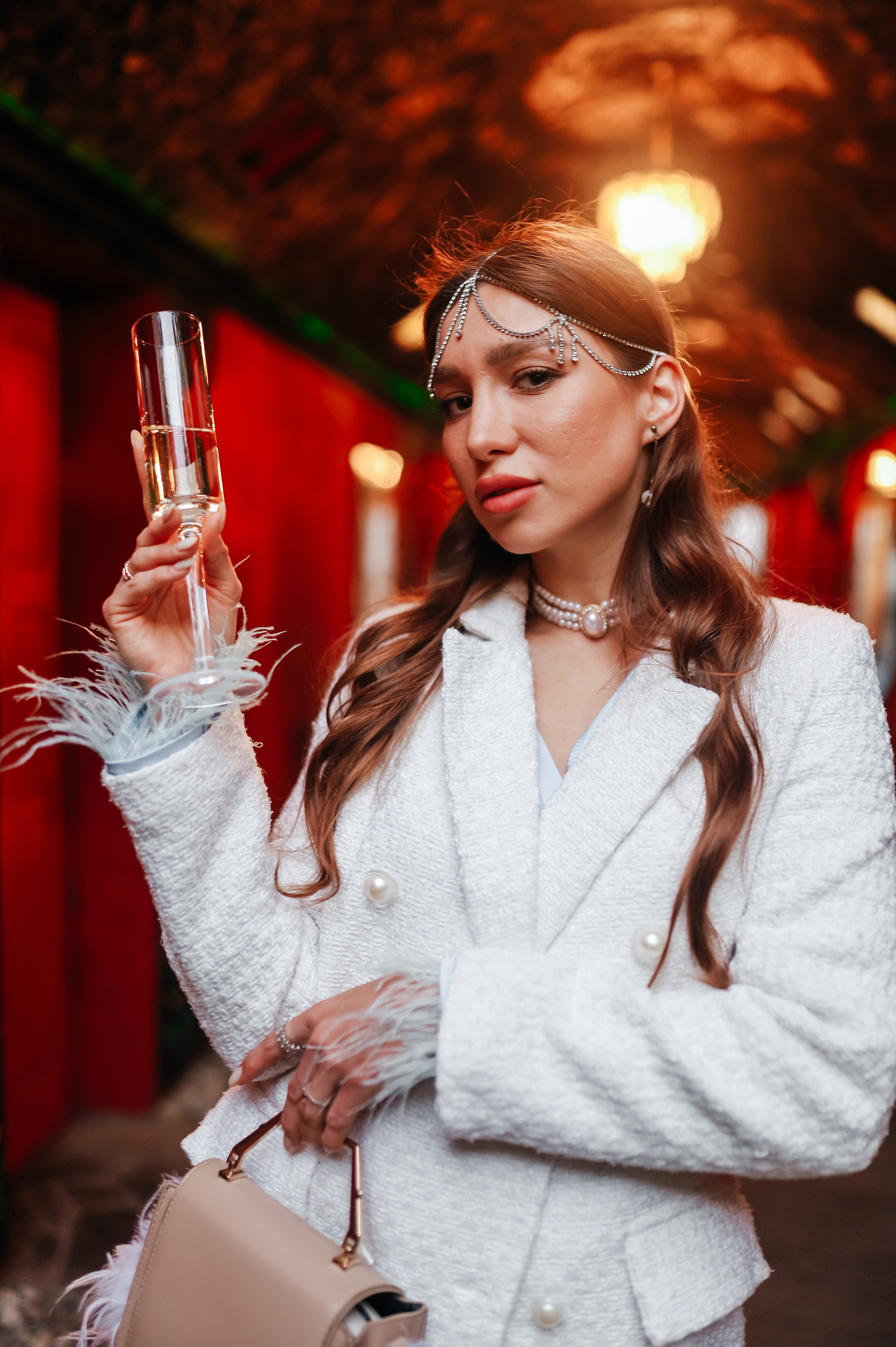 25.Диана и гости