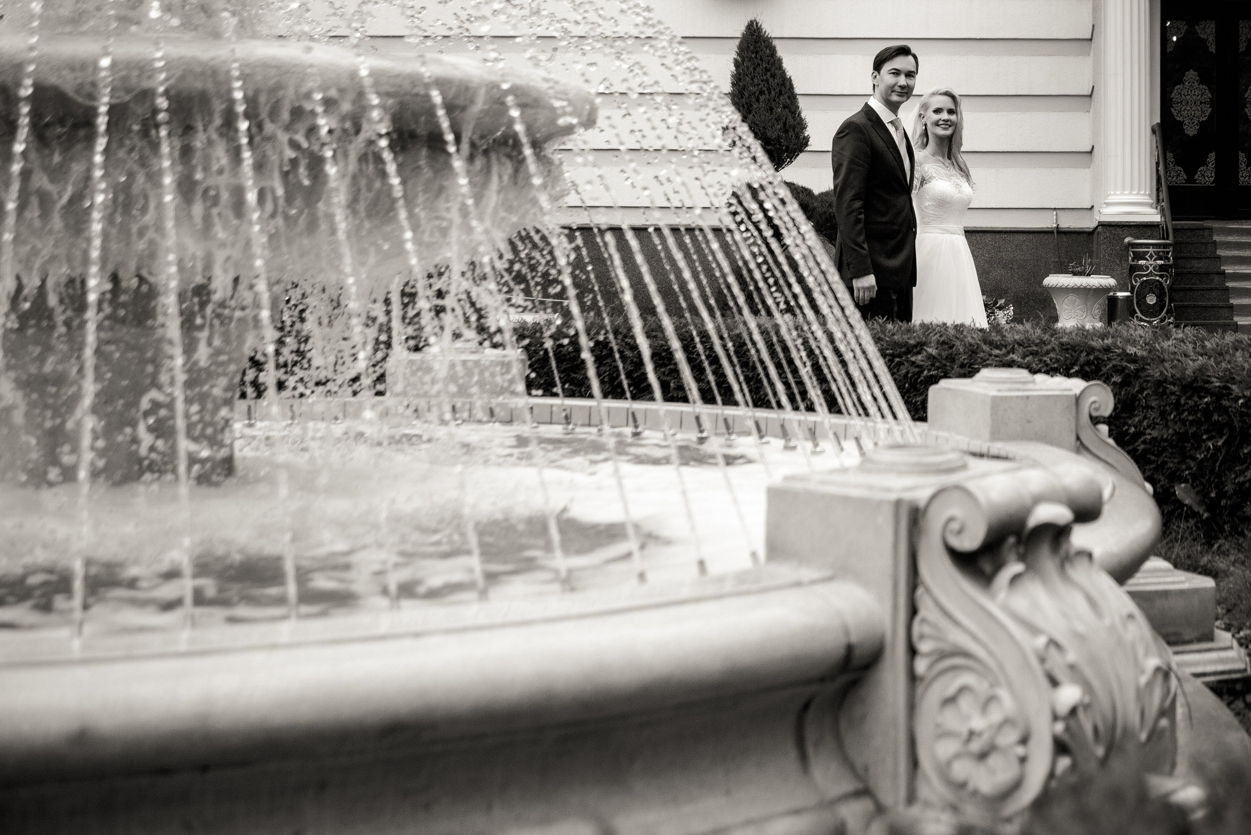 Свадебная фотосессия на ВДНХ. Свадебный и семейный фотограф в Москве и Подмосковье Лариса Козлова