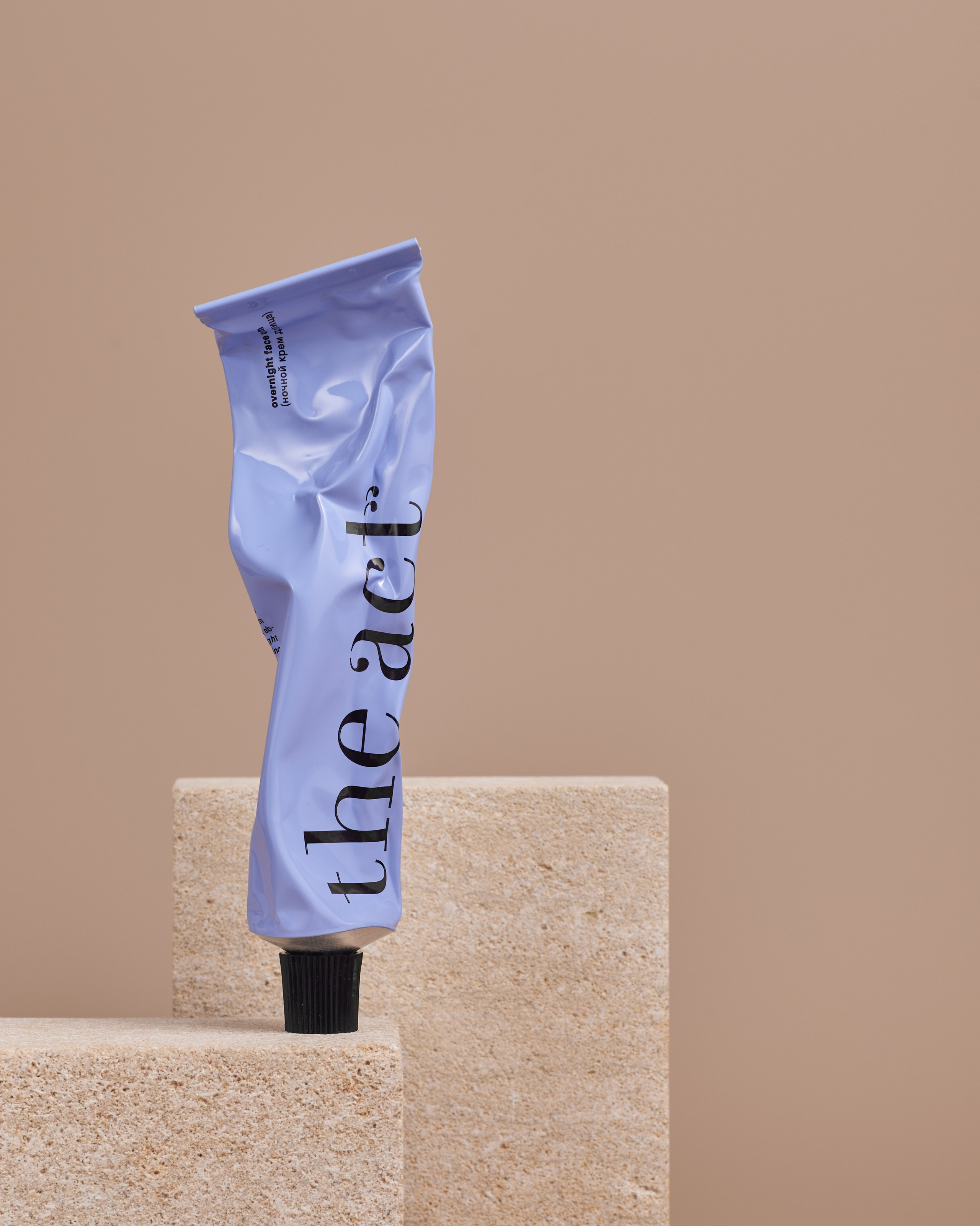 Фотография крема для лица для маркетплейсов