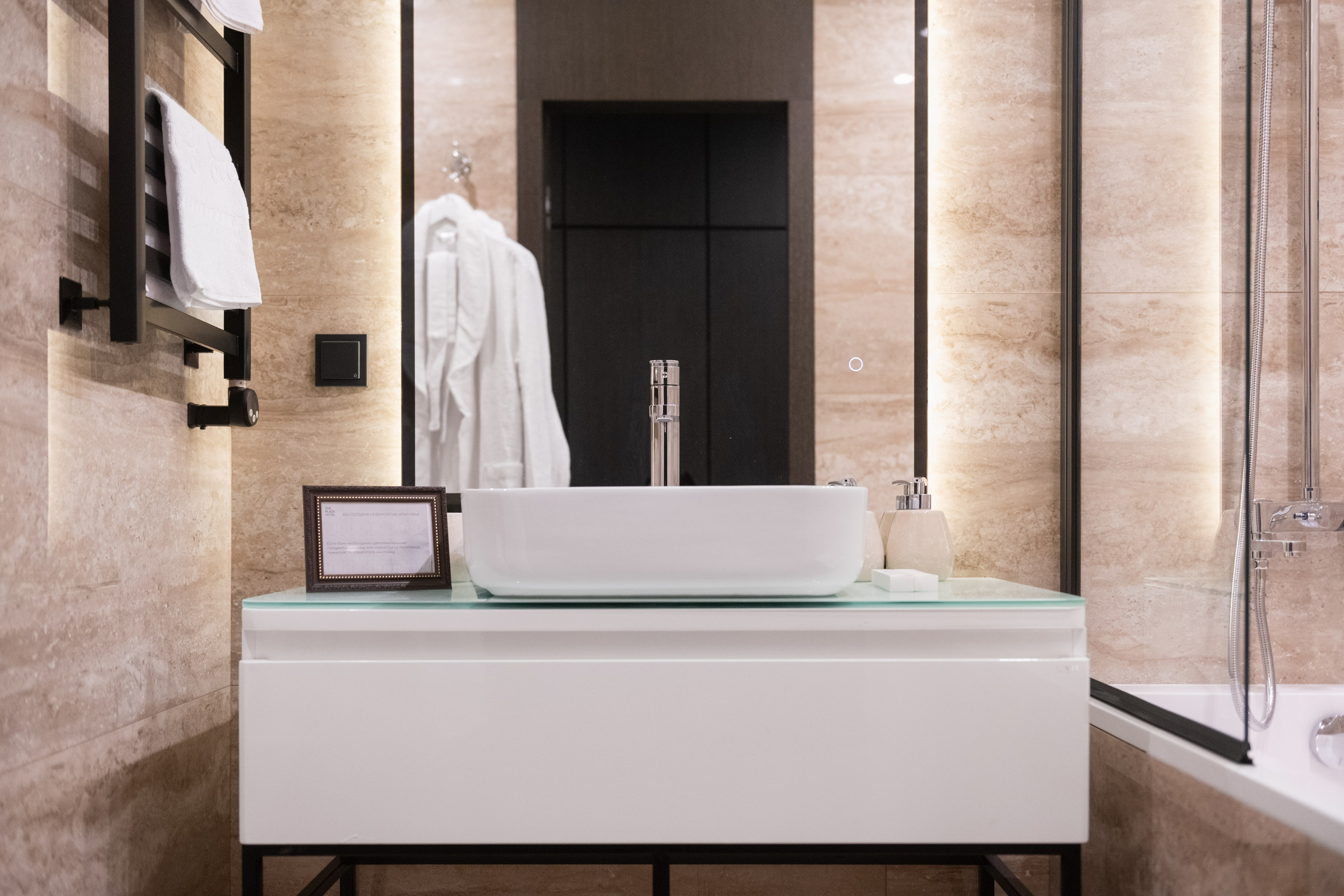 Интерьерная ретушь, фотограф Антон Белицкий, Москва. Интерьерный фотограф и ретушер в Красноярске Денис Антропов