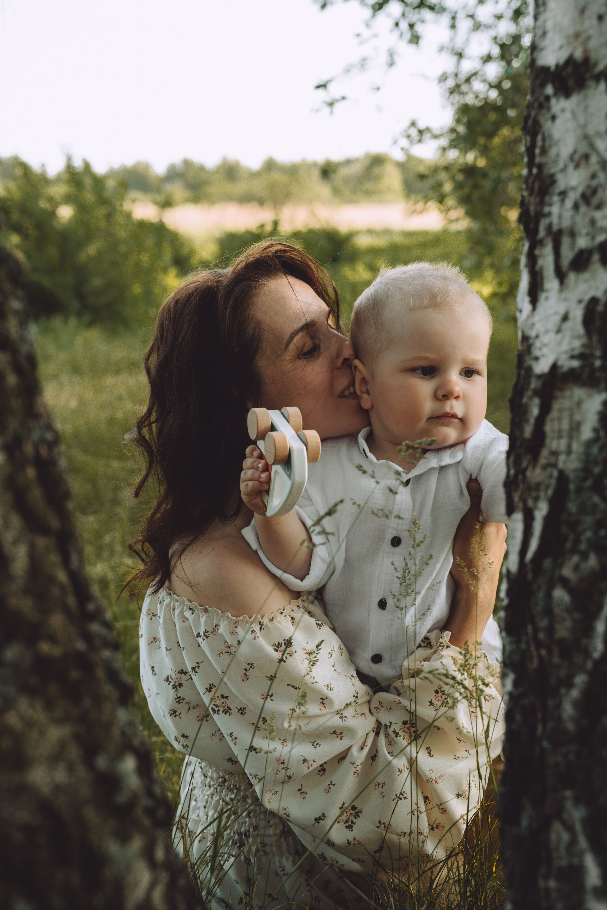 МАТЕРИНСТВО — ЭТО ПУТЬ, ГДЕ МАЛЕНЬКИЕ ЛАДОШКИ ВЕДУТ К БОЛЬШИМ ОТКРЫТИЯМ. Семейный и детский фотограф Анна Бренч