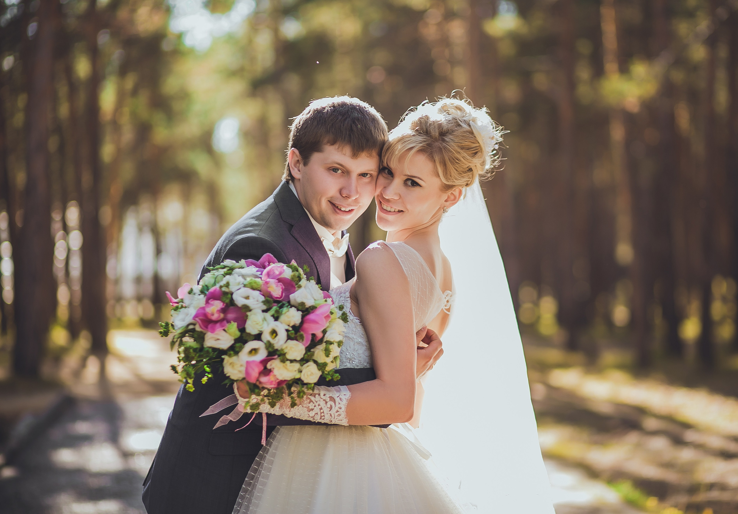 Летнее свадебное фото. Фотограф Надежда Куин, Якутск