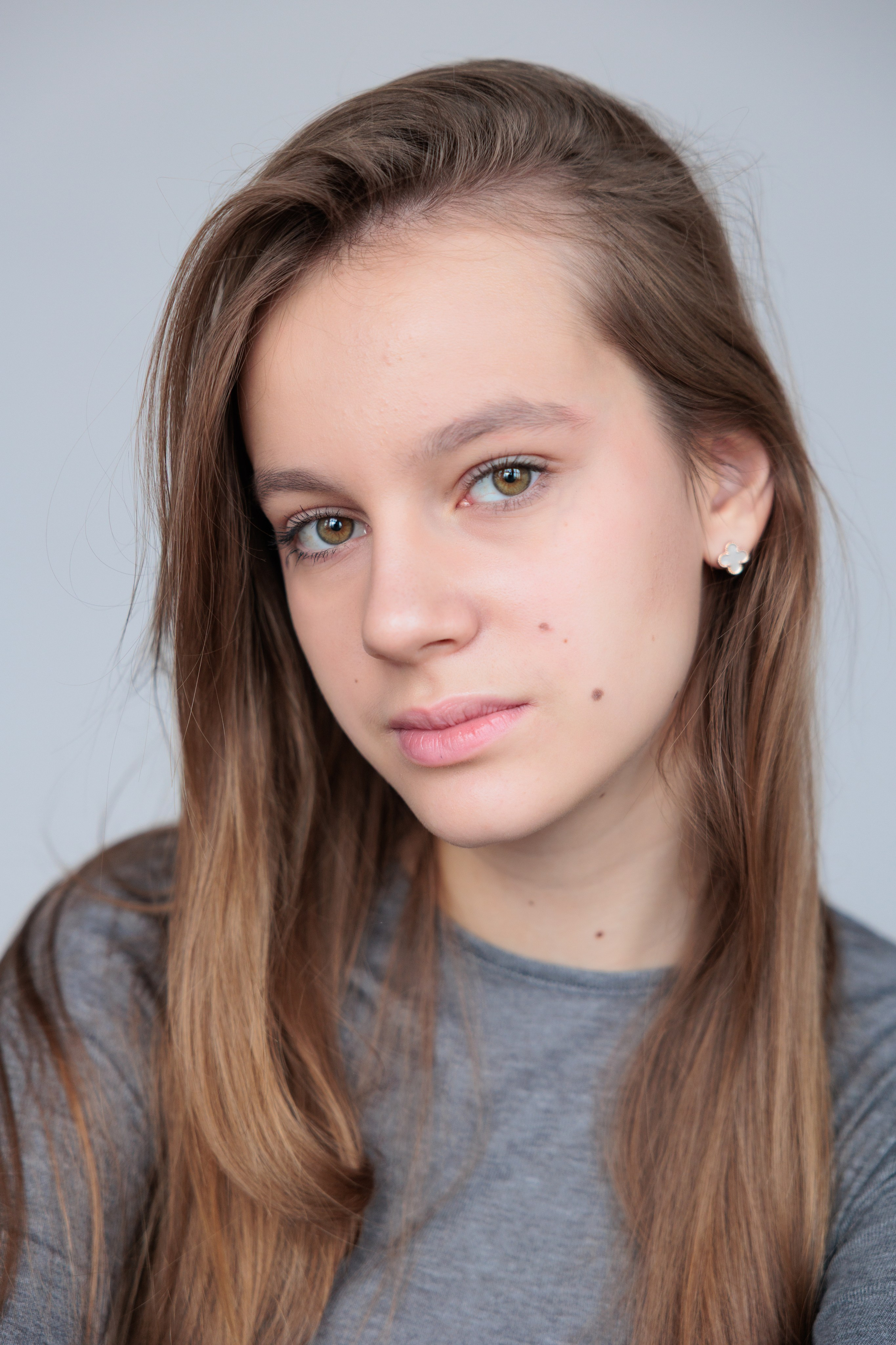 ПОЛИНА. Я фотограф из Москвы к Вашим услугам