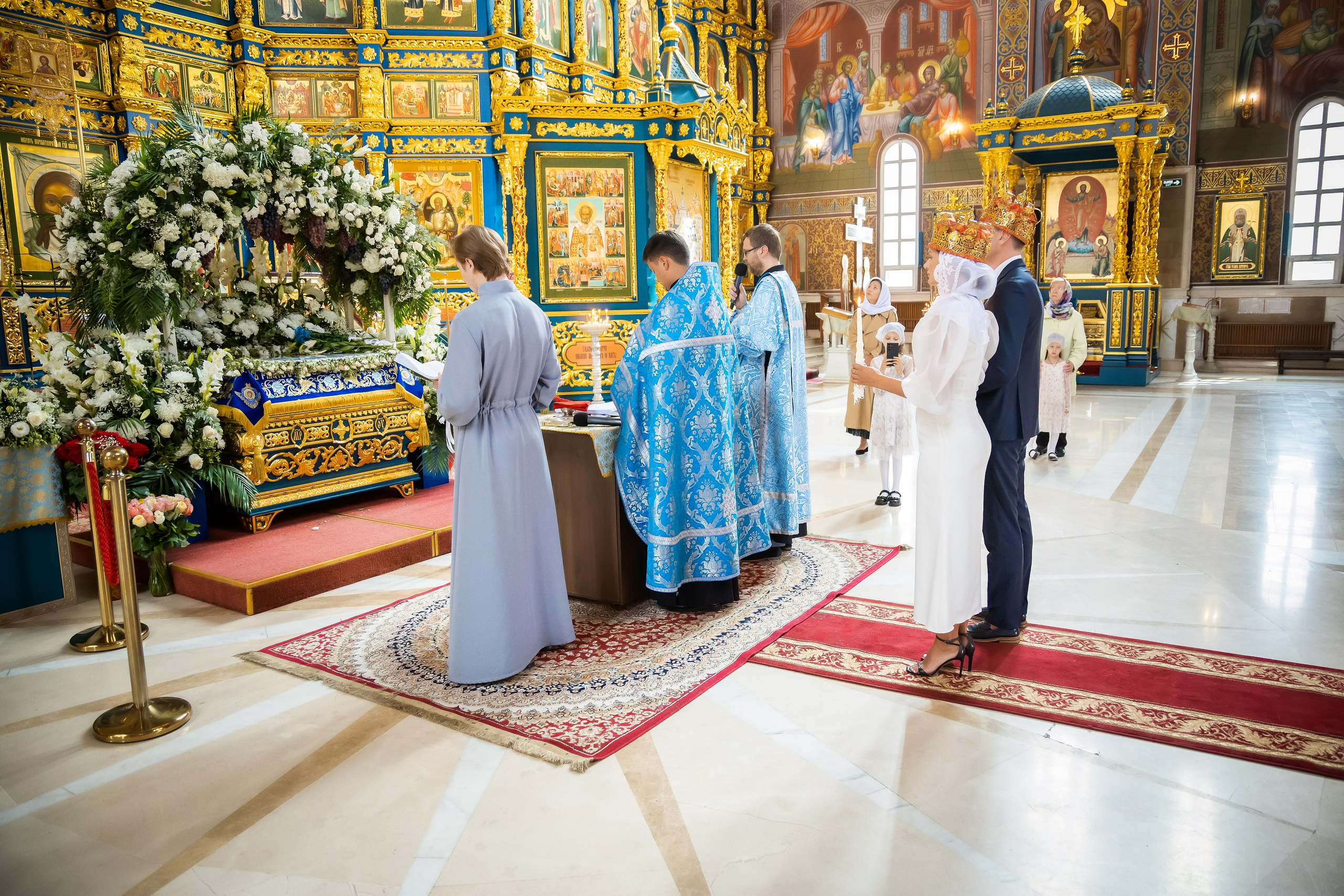 В Храме. Семейный и Свадебный фотограф в Астане Александр Астапов