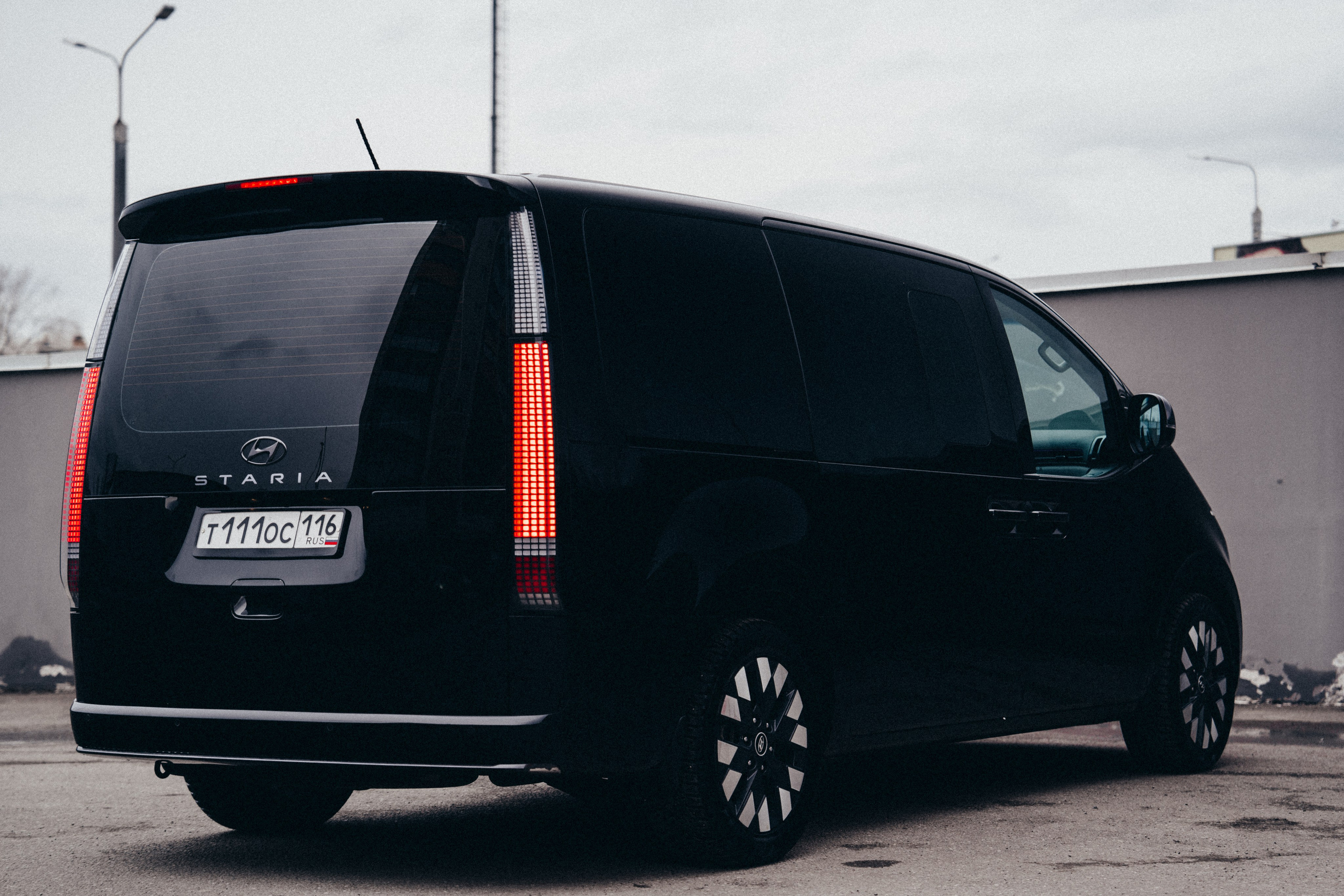 Hyundai Staria. Идеальные портреты для соцсетей — Фотограф Ленар