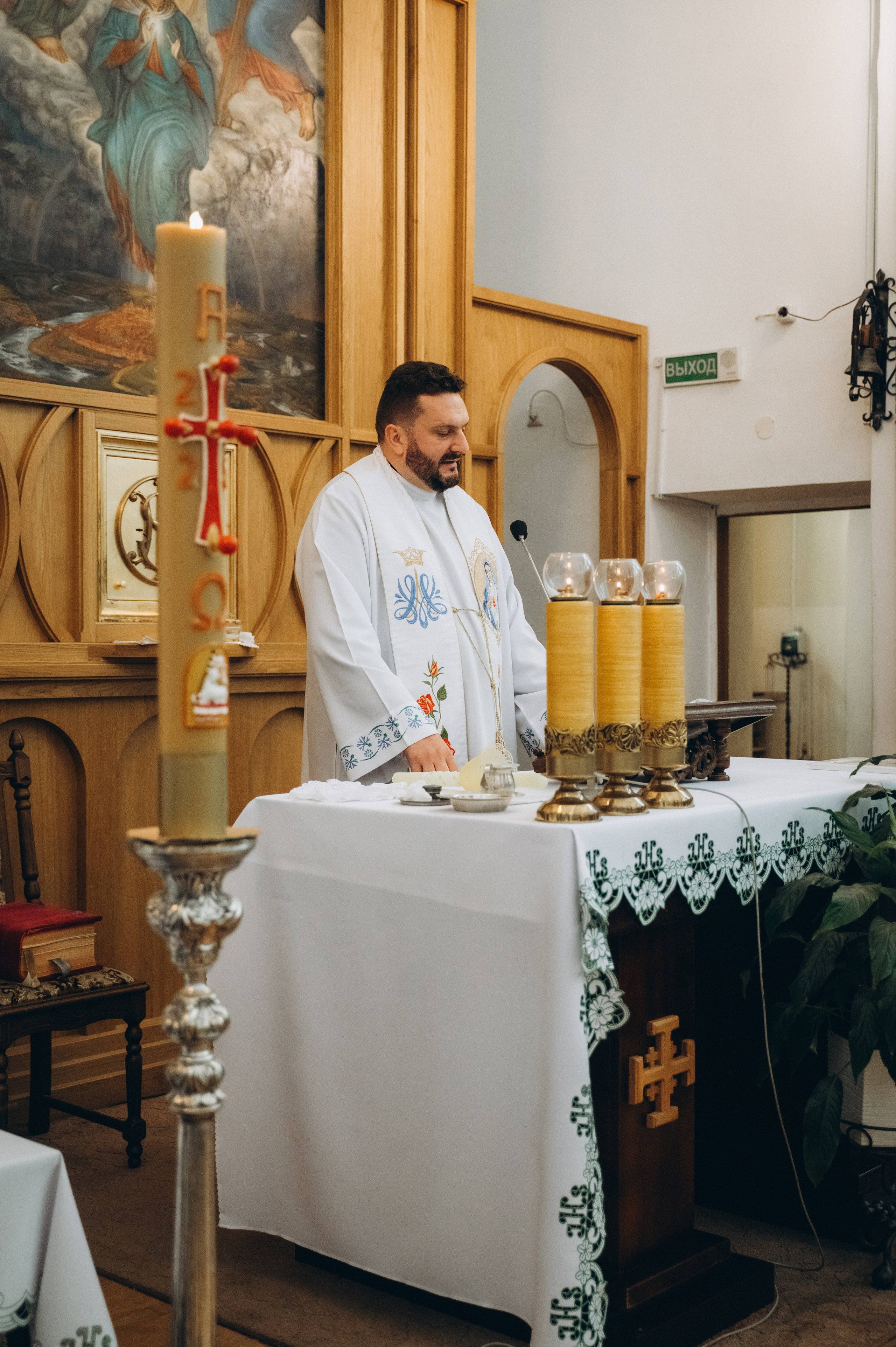 Крещение Эмили (Золотогорский костёл Пресвятой Троицы). Семейный фотограф в Минске Дарья Дреко