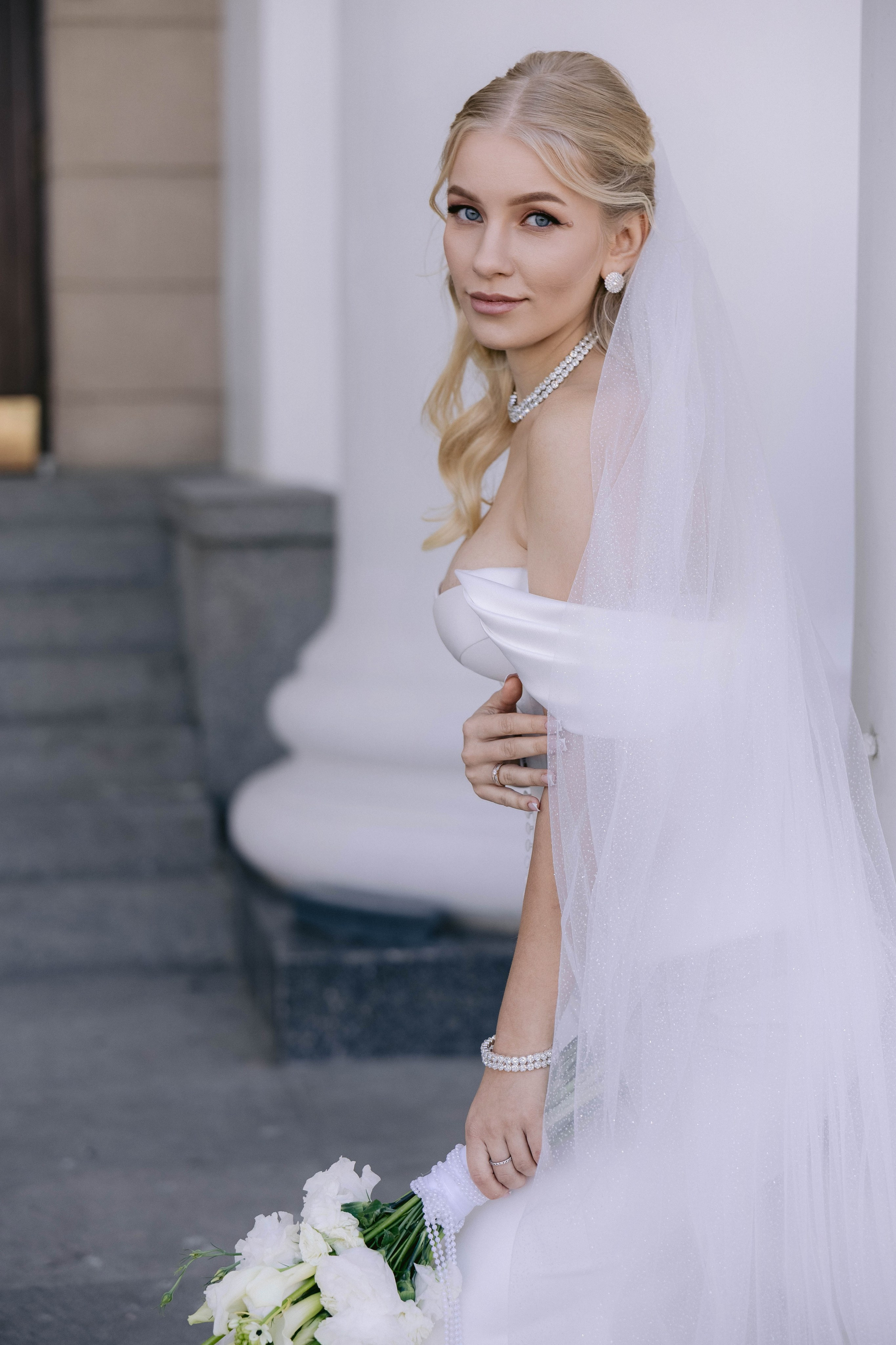 Ангелина, Ефим (прогулка после ЗАГСа). Фотограф в Волгограде Кристина Прохоренко