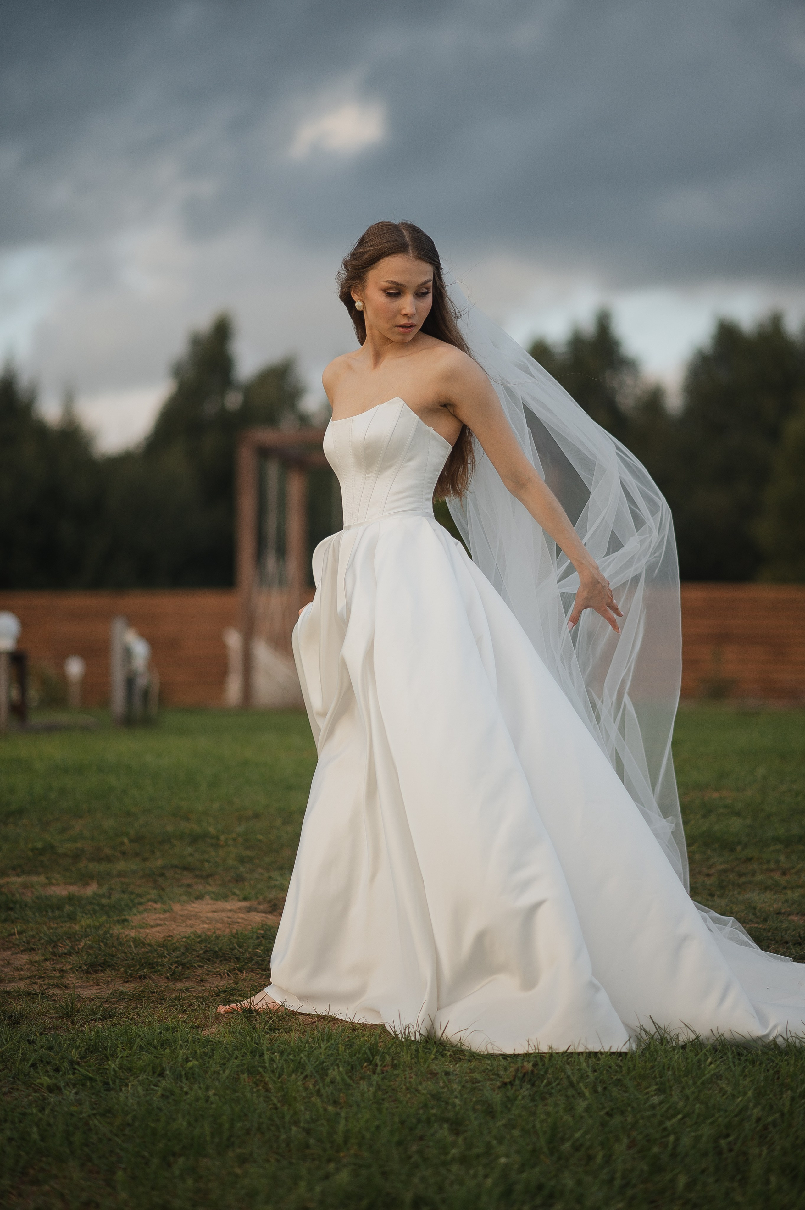 Свадьба на берегу Волги. Свадебный фотограф в Ярославле Денис Медоваров