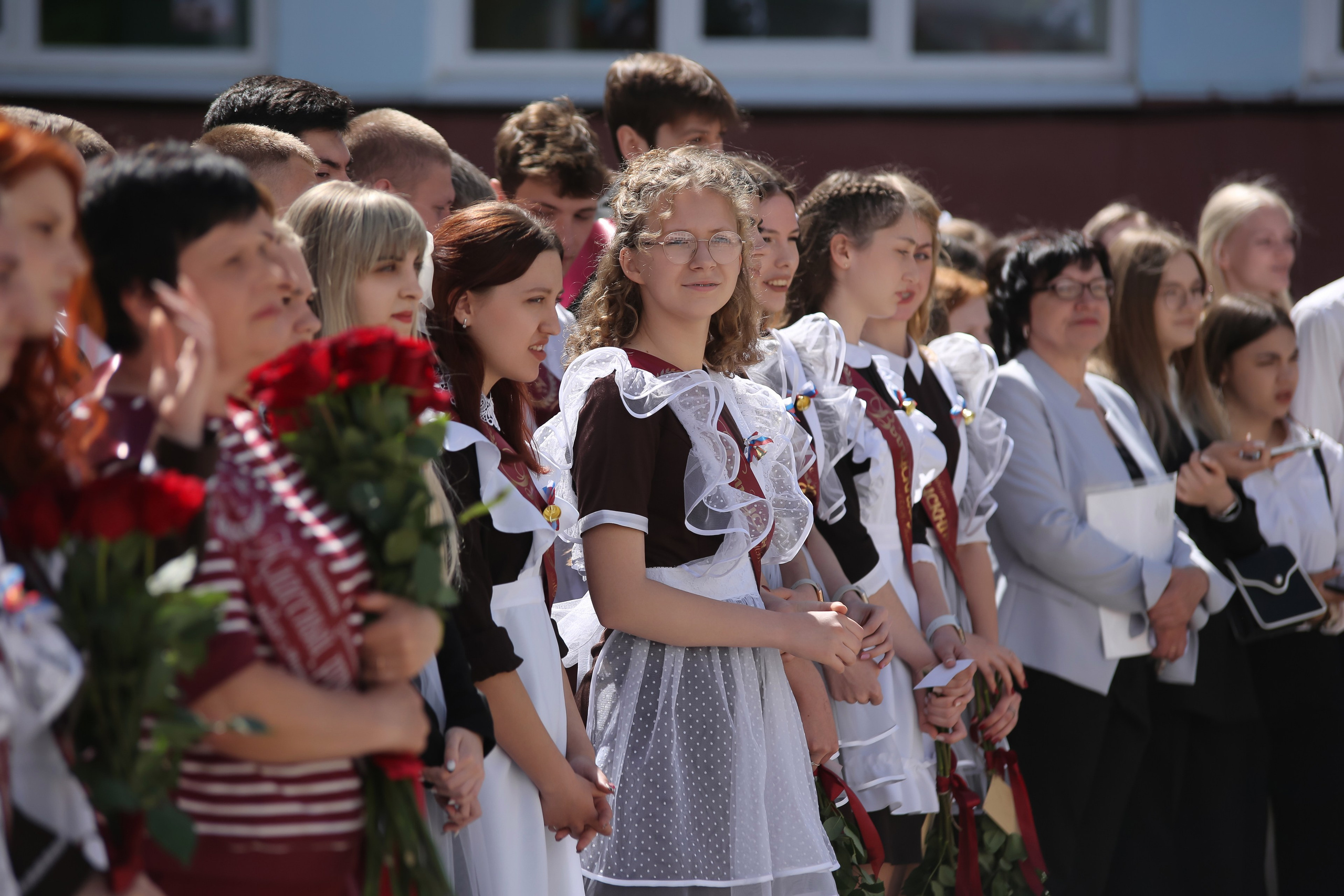 ЛИНЕЙКА «ПОСЛЕДНИЙ ЗВОНОК» 9 ШКОЛА 2024 г МЦЕНСК. ТВОЙ АЛЬБОМ / ТВОИ ПРАВИЛА
