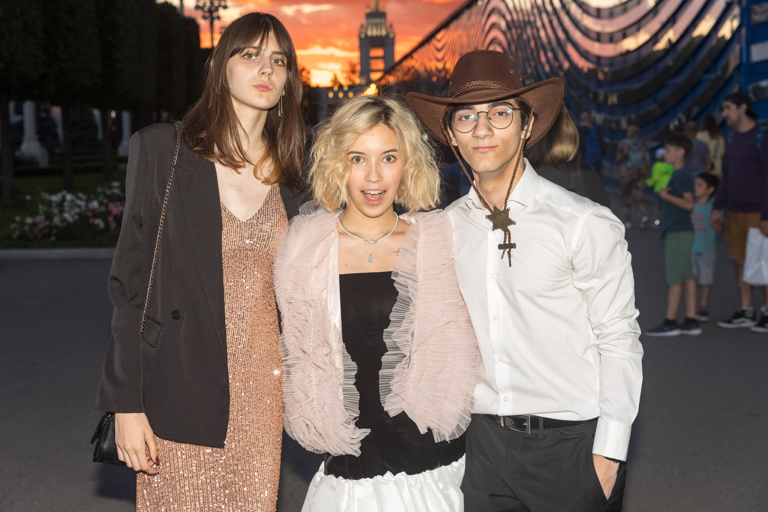 Прогулка перед выпускным. ВДНХ. Школьный фотограф в Москве Семенова Ирина