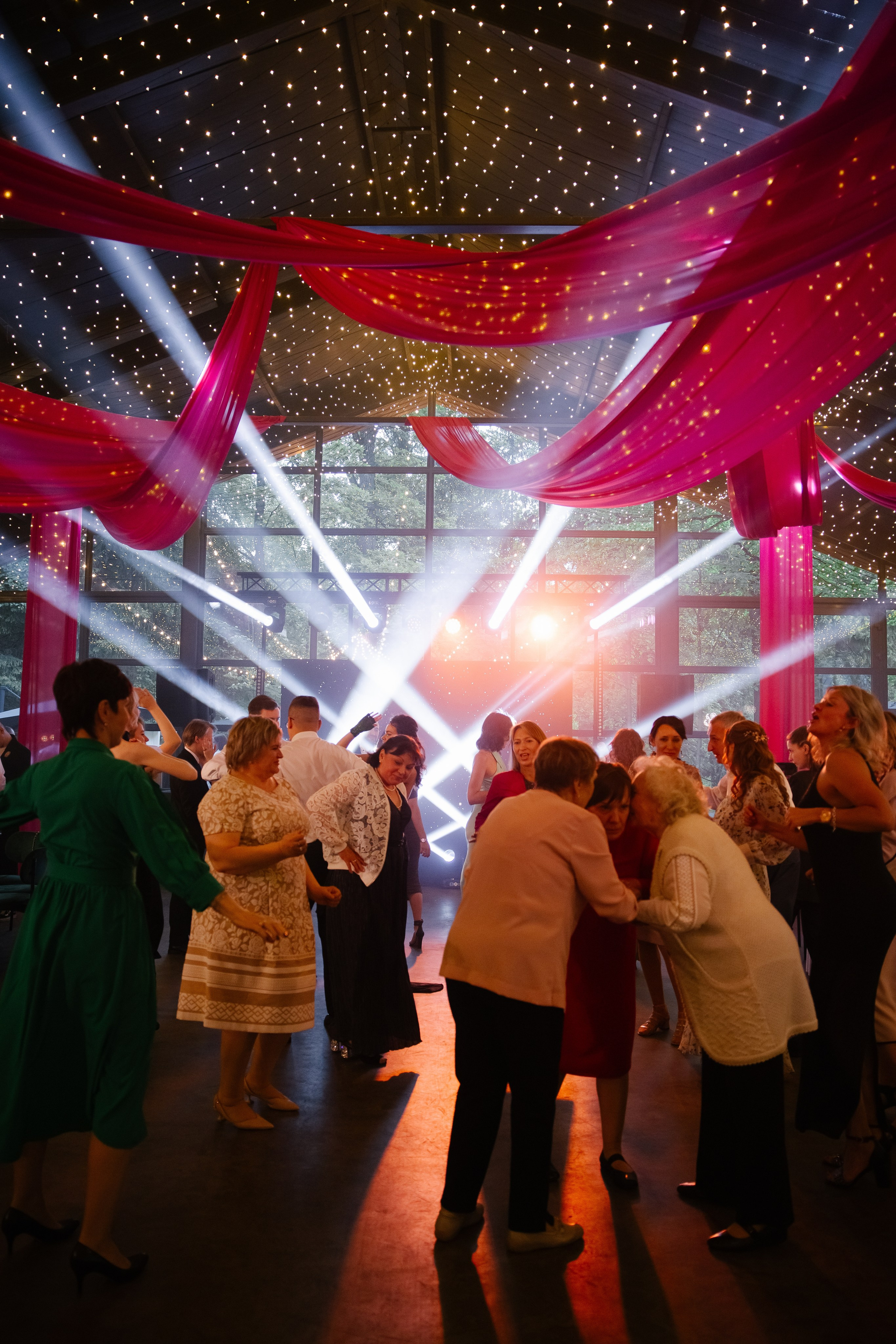 Максим и Александра. Свадебный фотограф Полина Панина