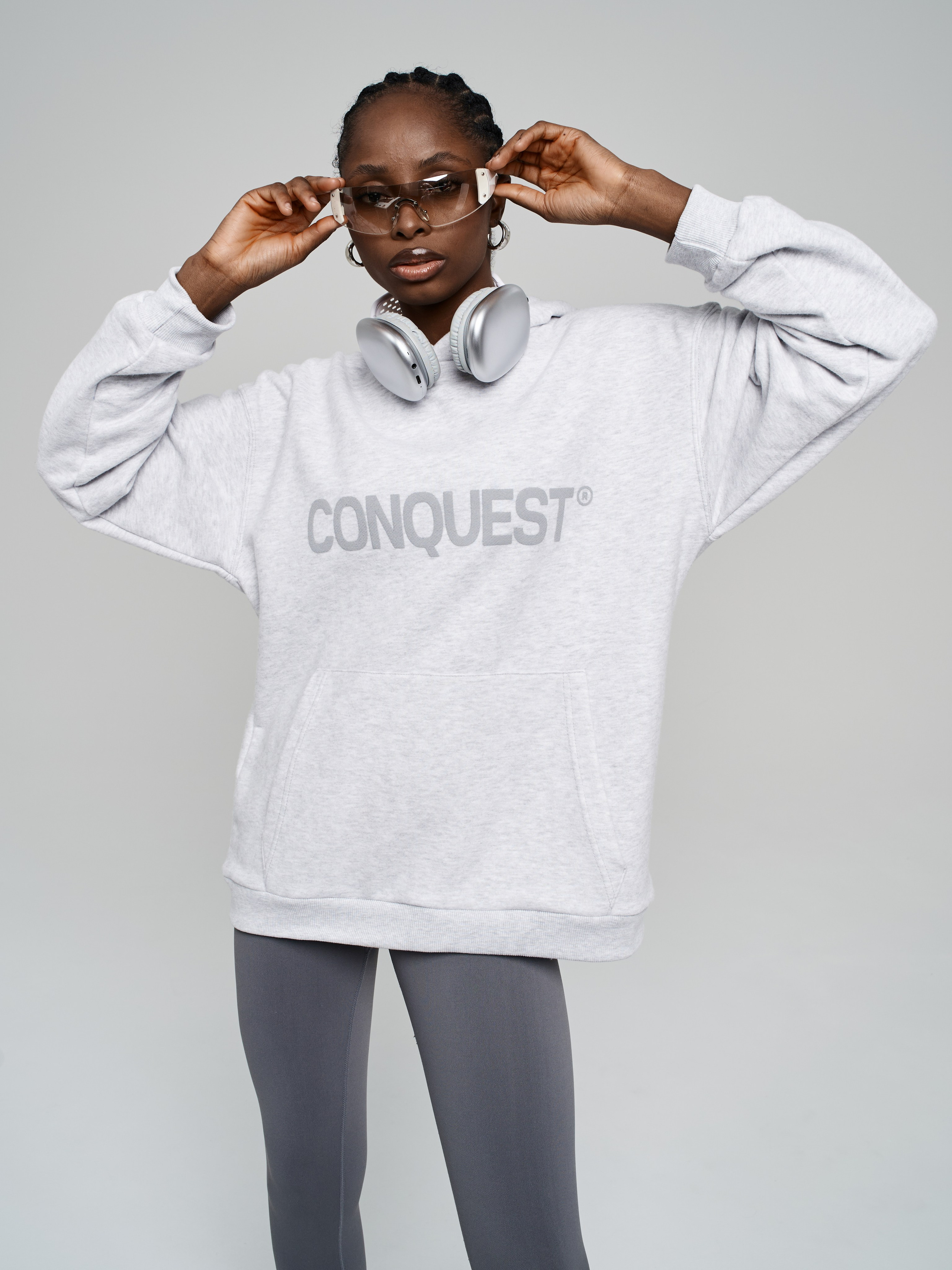 Топ и Кофта. Фотограф для маркетплейсов в Москве