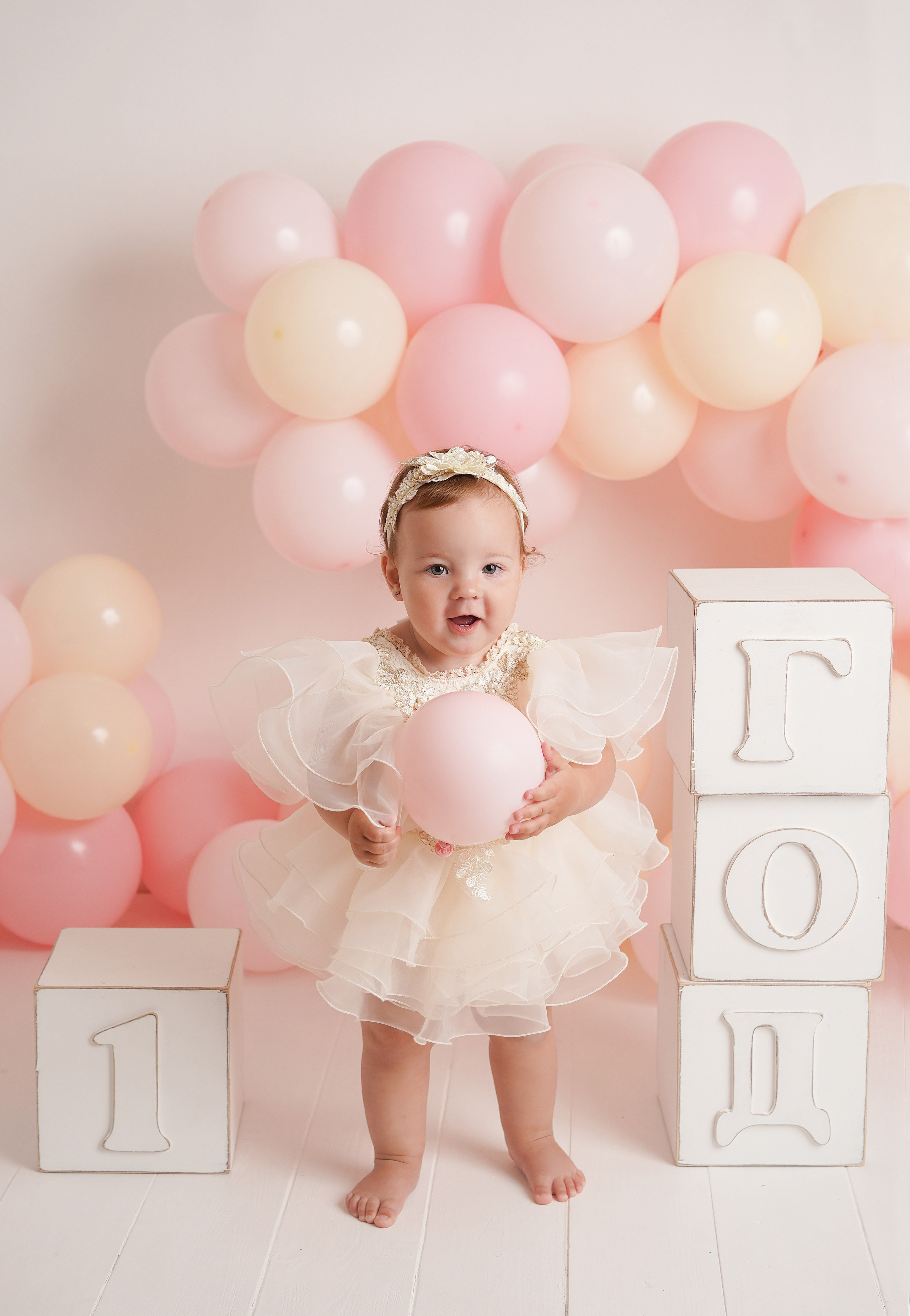 Детская фотосессия Первый годик Василисы. Детский фотограф и фотограф новорожденных в Калининград Оксана Иваний