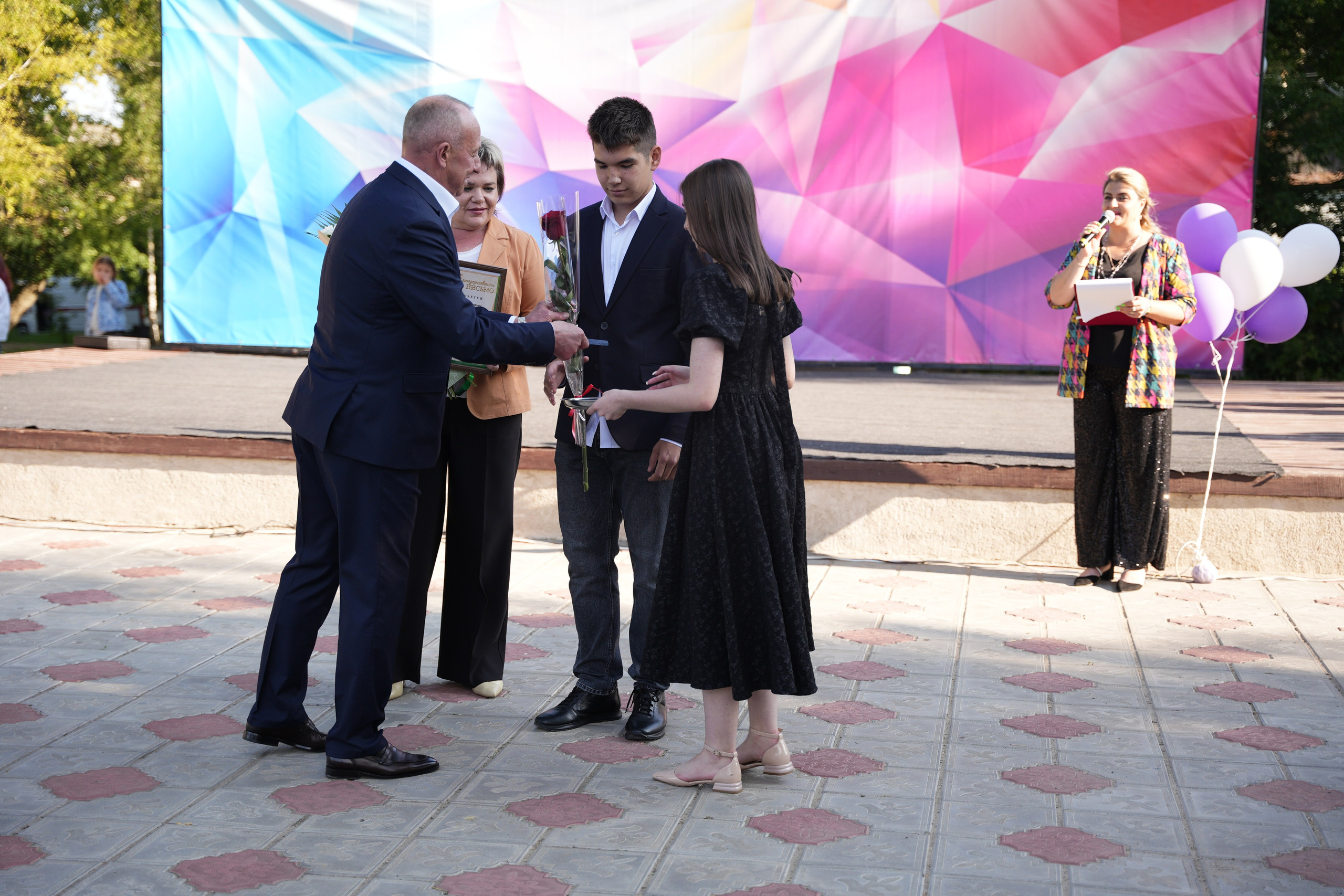 Выпускной в парке. Ольга Плаксина фотограф в Саратове