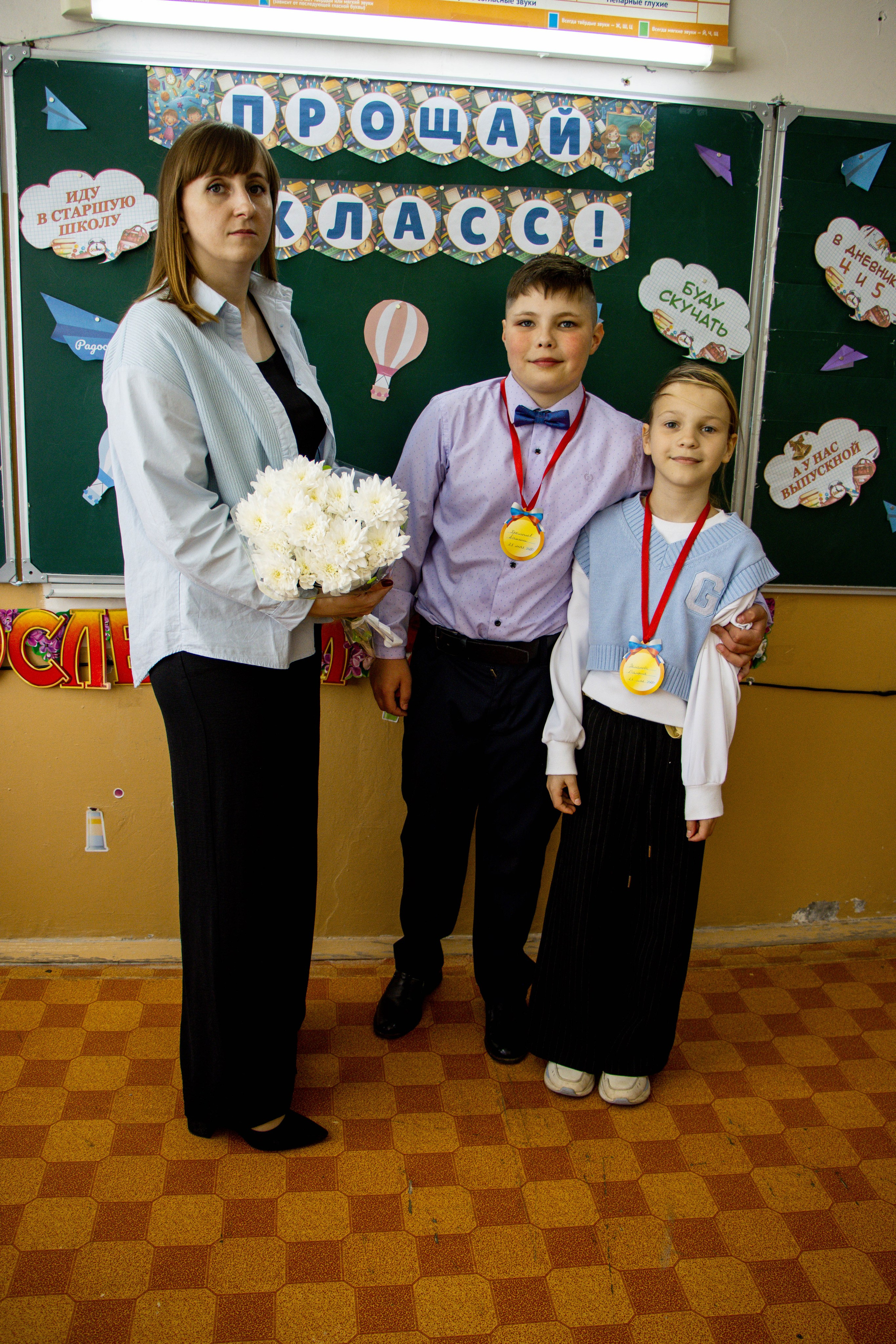 Последний звонок 4б. Фотограф Татьяна Матрос