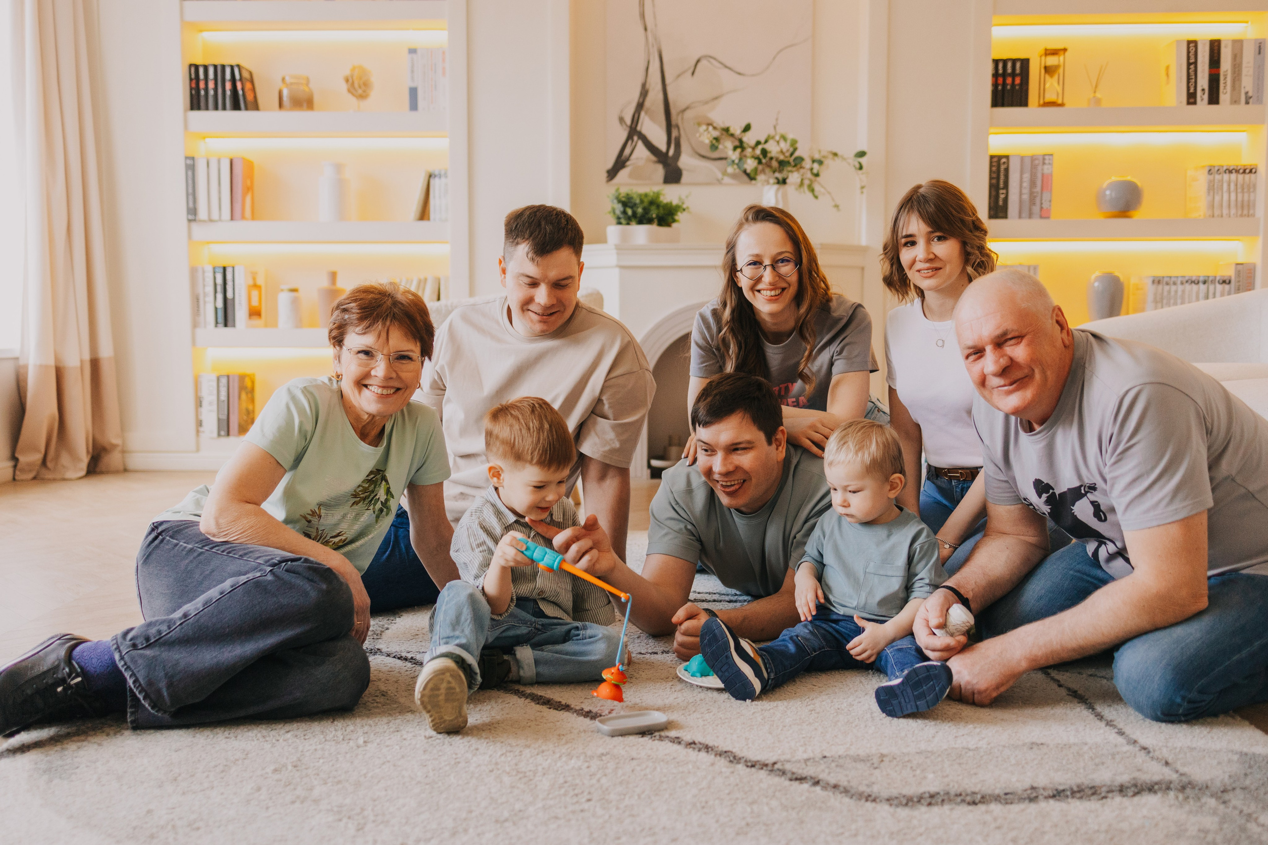 Большая семья. Домашняя фотосессия