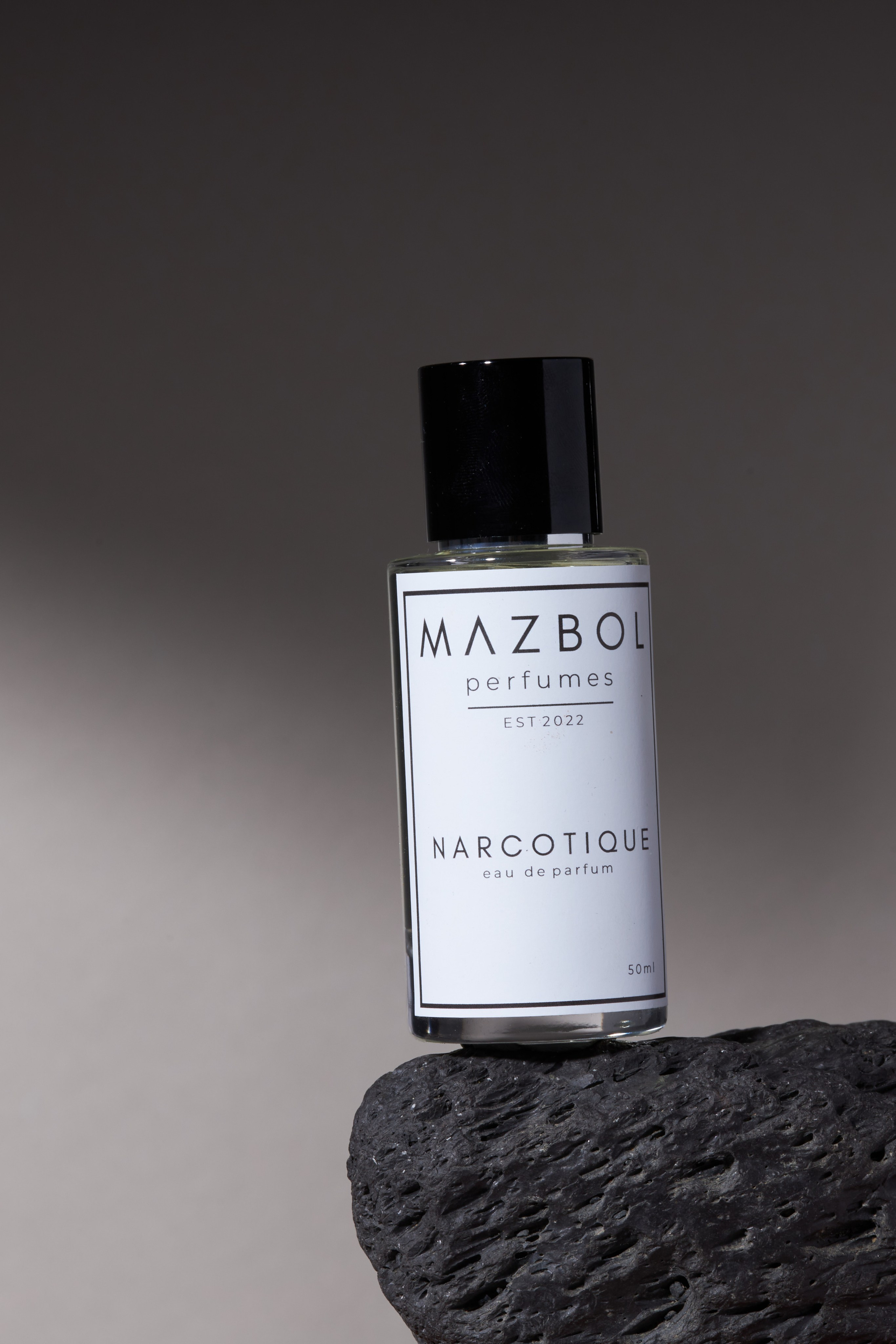 Mazbol. Свадебный и студийный фотограф в Алматы Ильяс Кырбаев