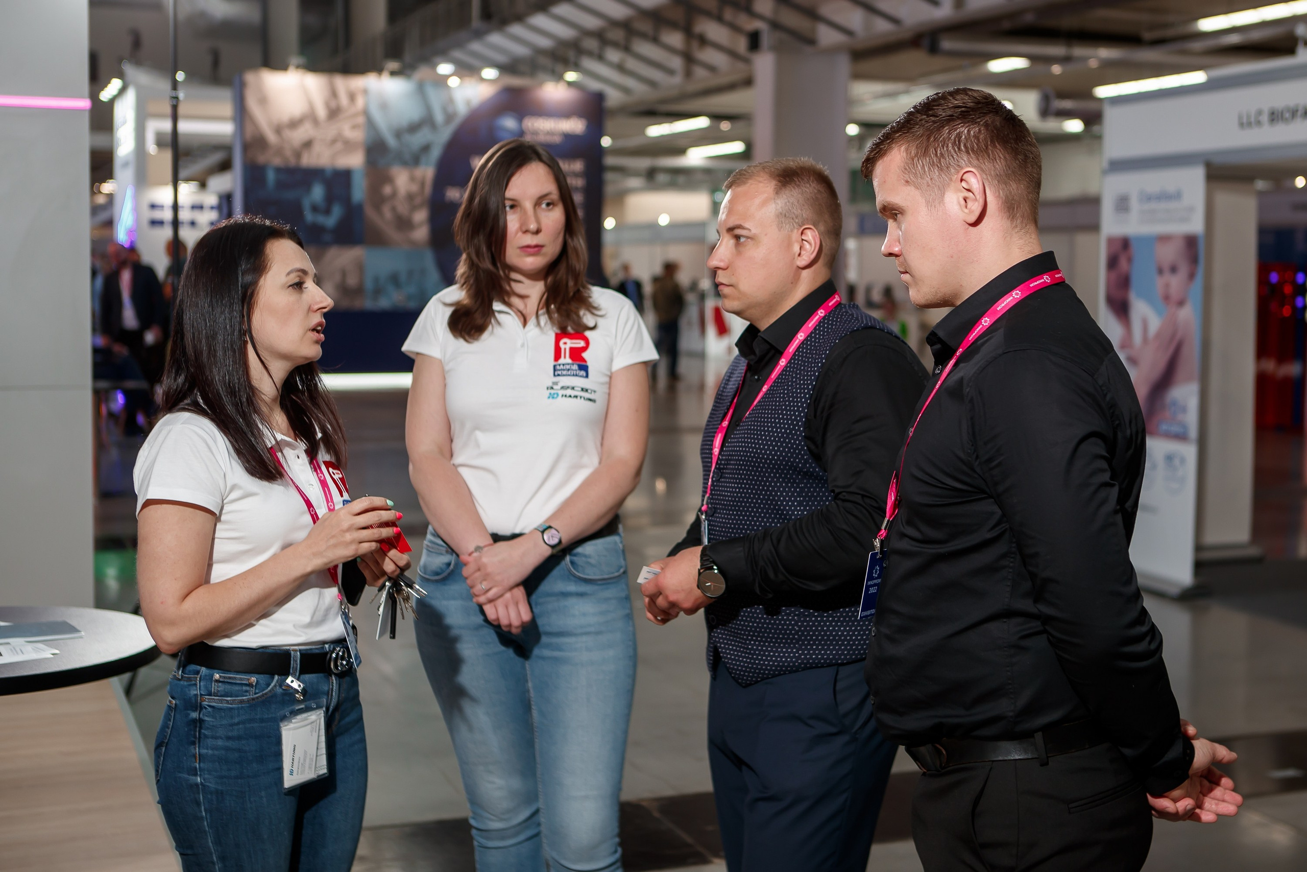 Фотосъёмка стенда для завода робототехники «Русский робот». Фотограф на выставку в Москве