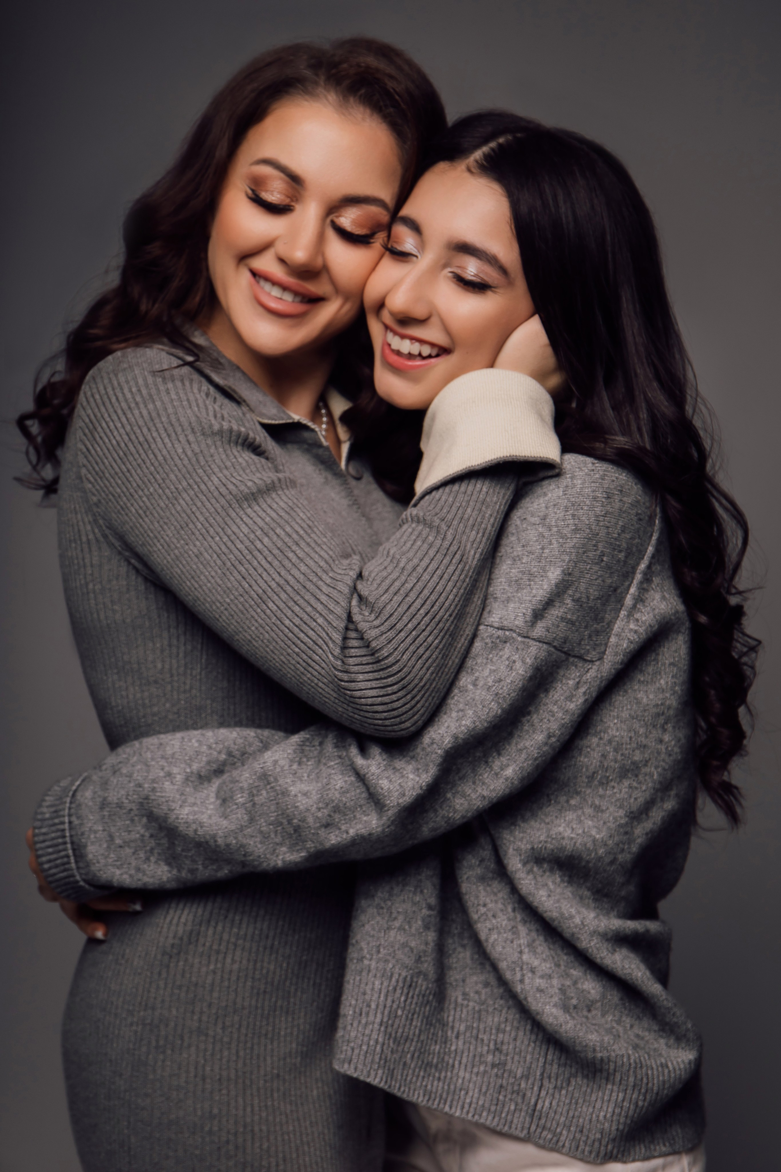 Катя и Лэйла