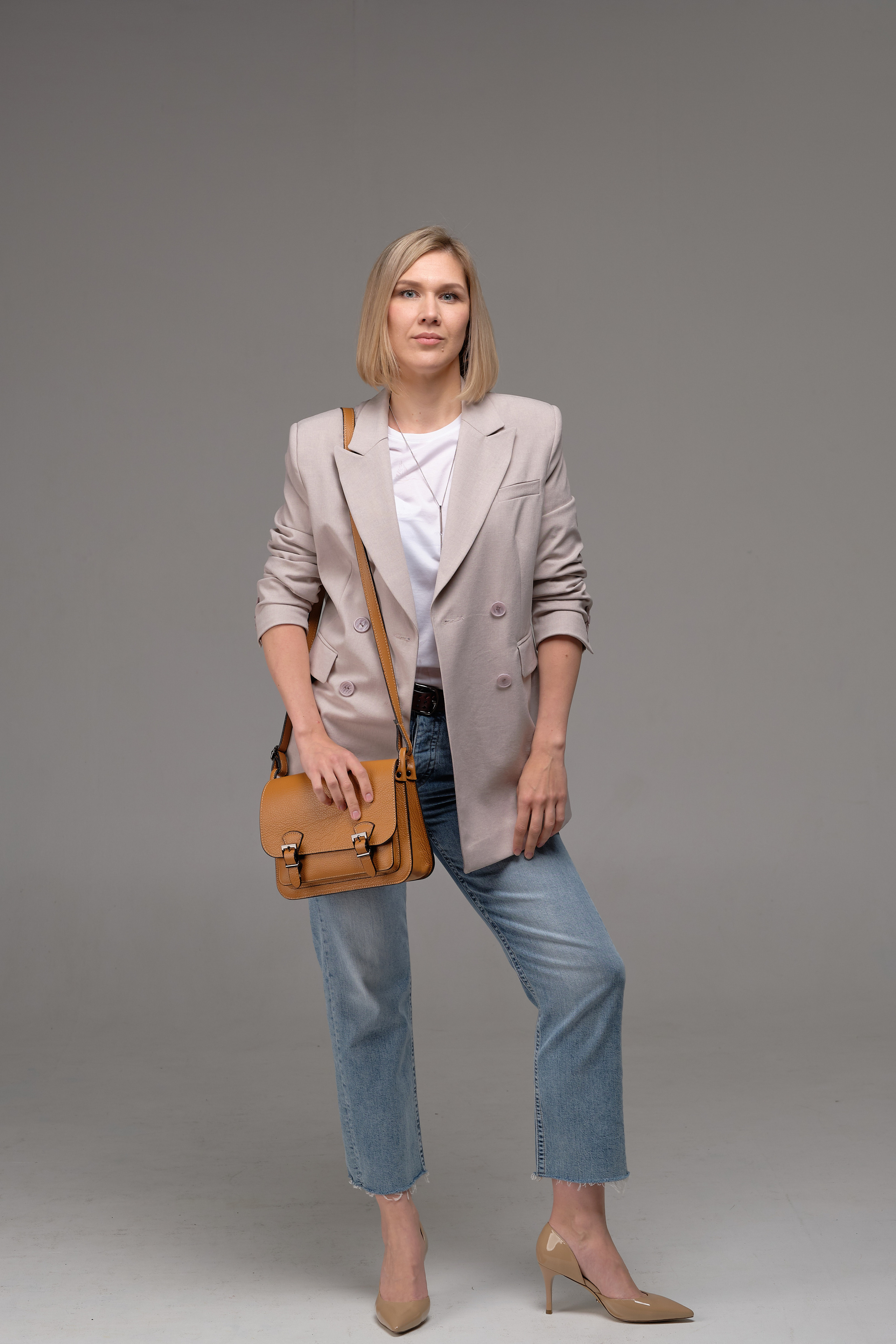 Деловая съемка. Фотостудия КВАДРАТ