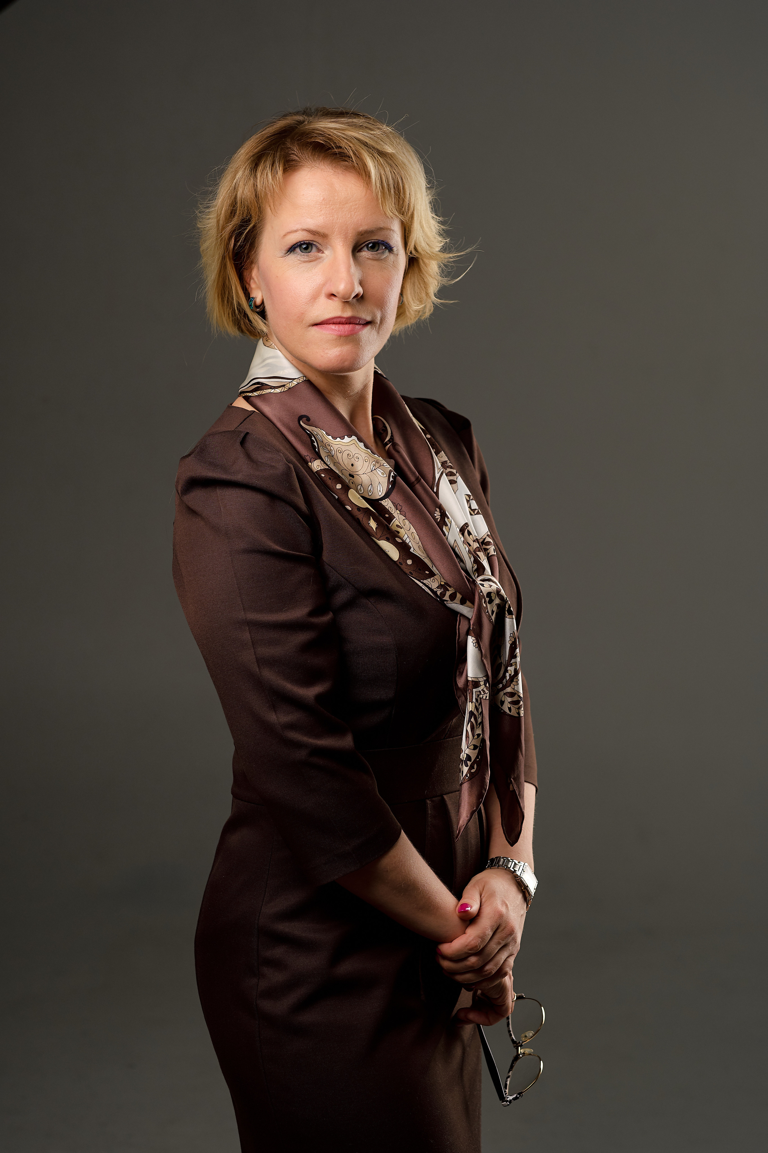 Деловая съемка. Фотостудия КВАДРАТ