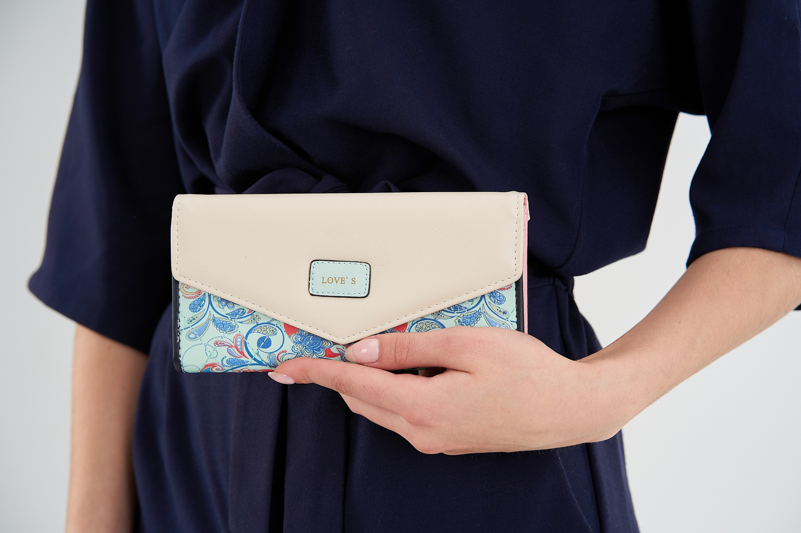 Съемка для маркетплейсов. Фотостудия КВАДРАТ