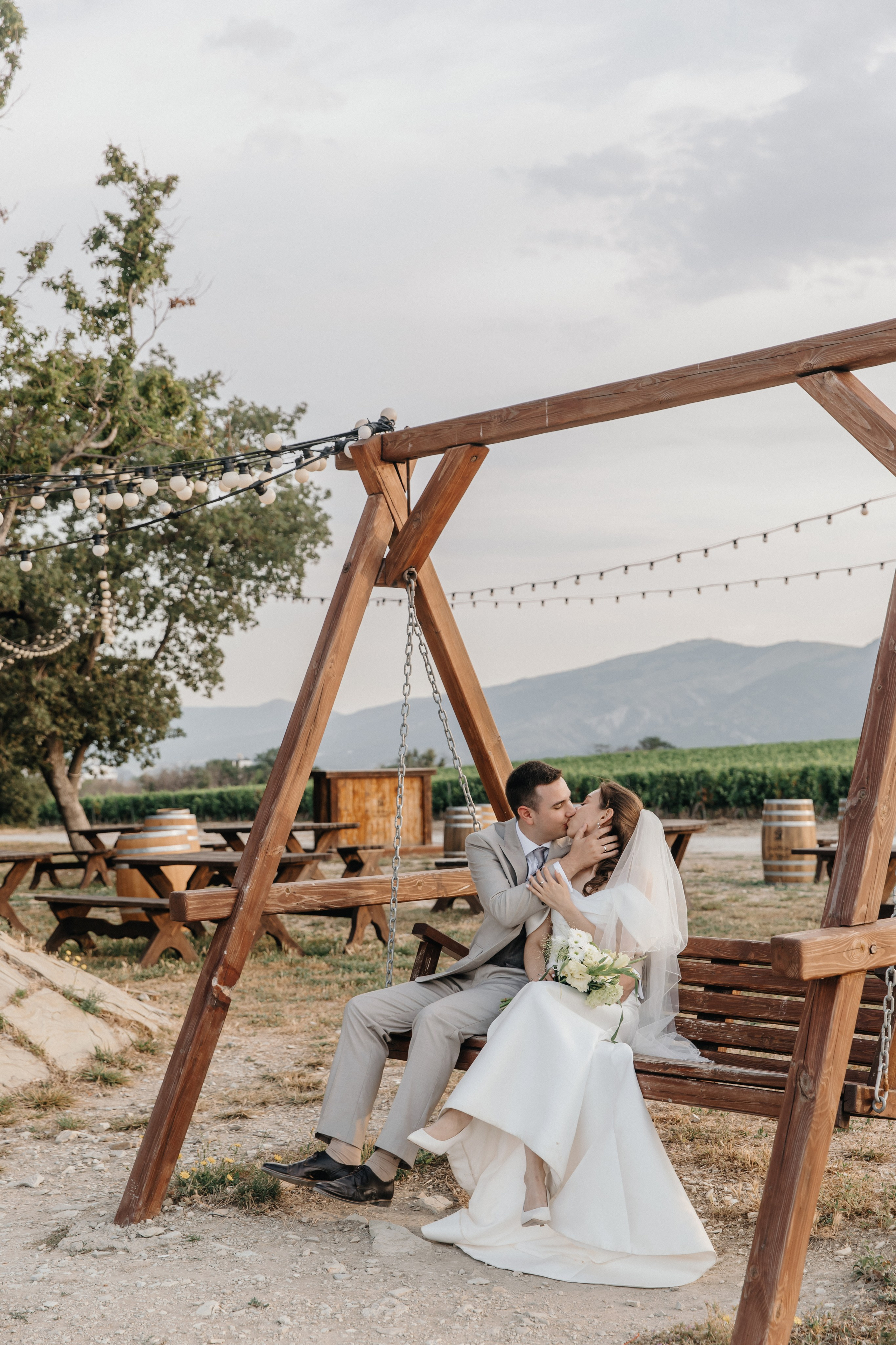 Юля и Дёма (камерная свадьба). Свадебный фотограф и видеограф Когай Дмитрий и Юлия