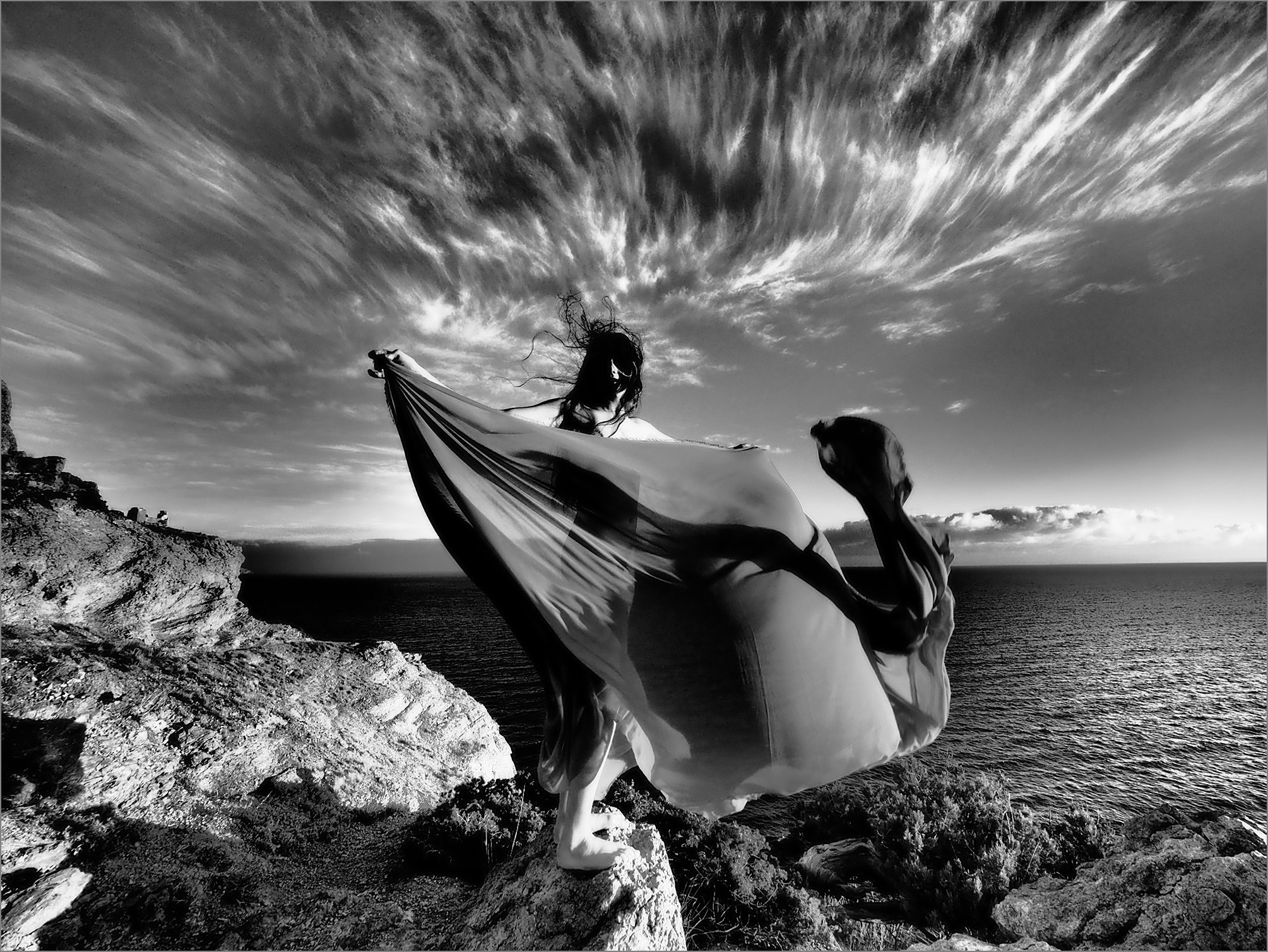 Ню в Крыму (Монохром). Московский фотограф Дмитрий Потапов