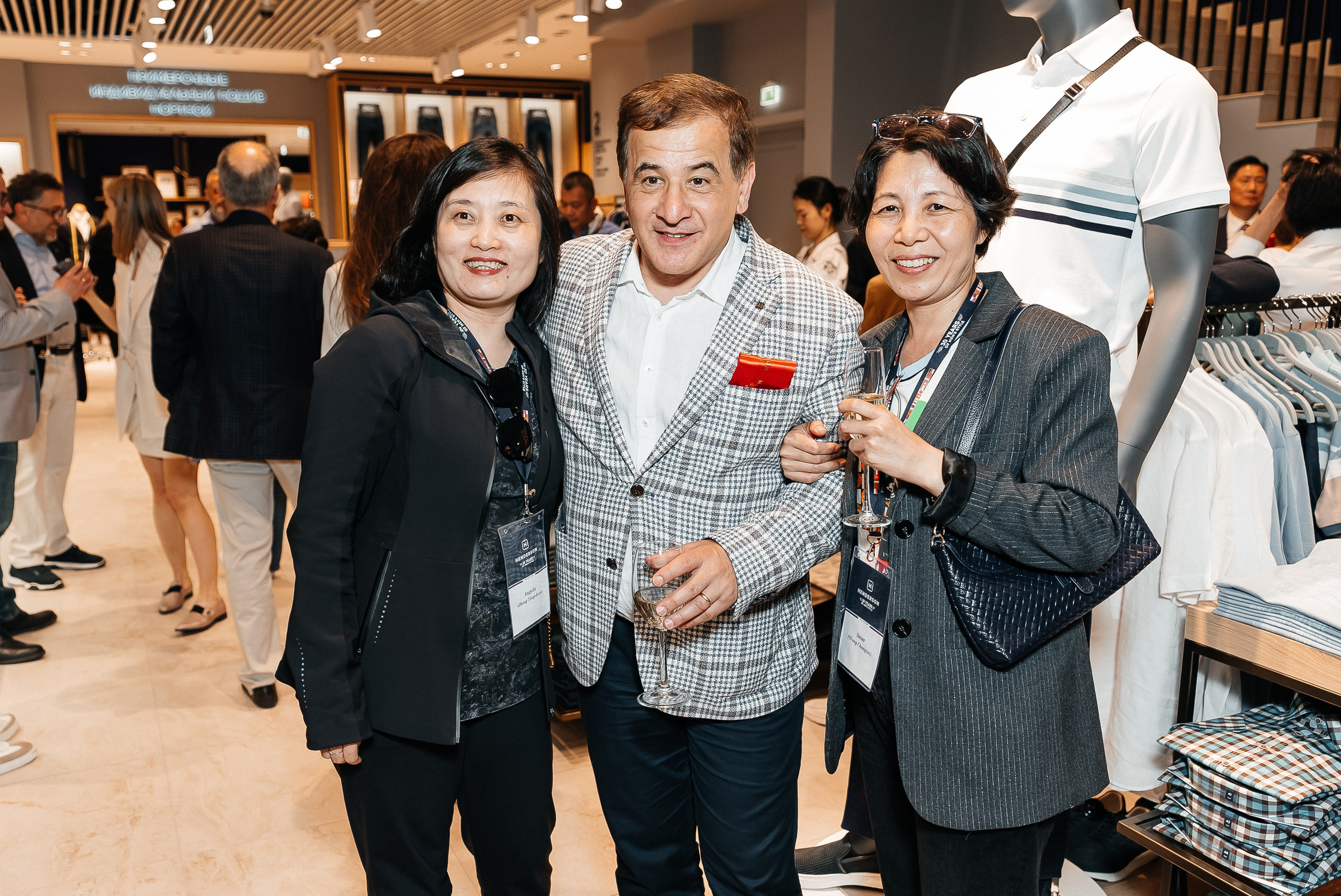 Henderson. Павел Краснов — Свадебный и репортажный фотограф в Москве