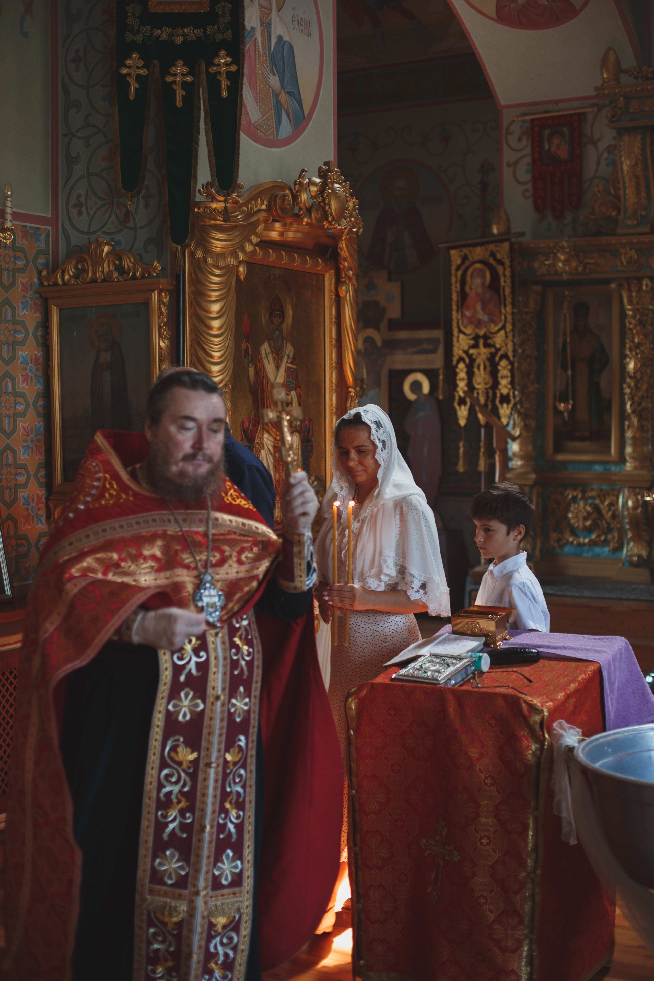 Фотосъёмка таинства крещения в Белгороде. Свадебный и контент фотограф в Белгороде Ярослав Гаврилейченко