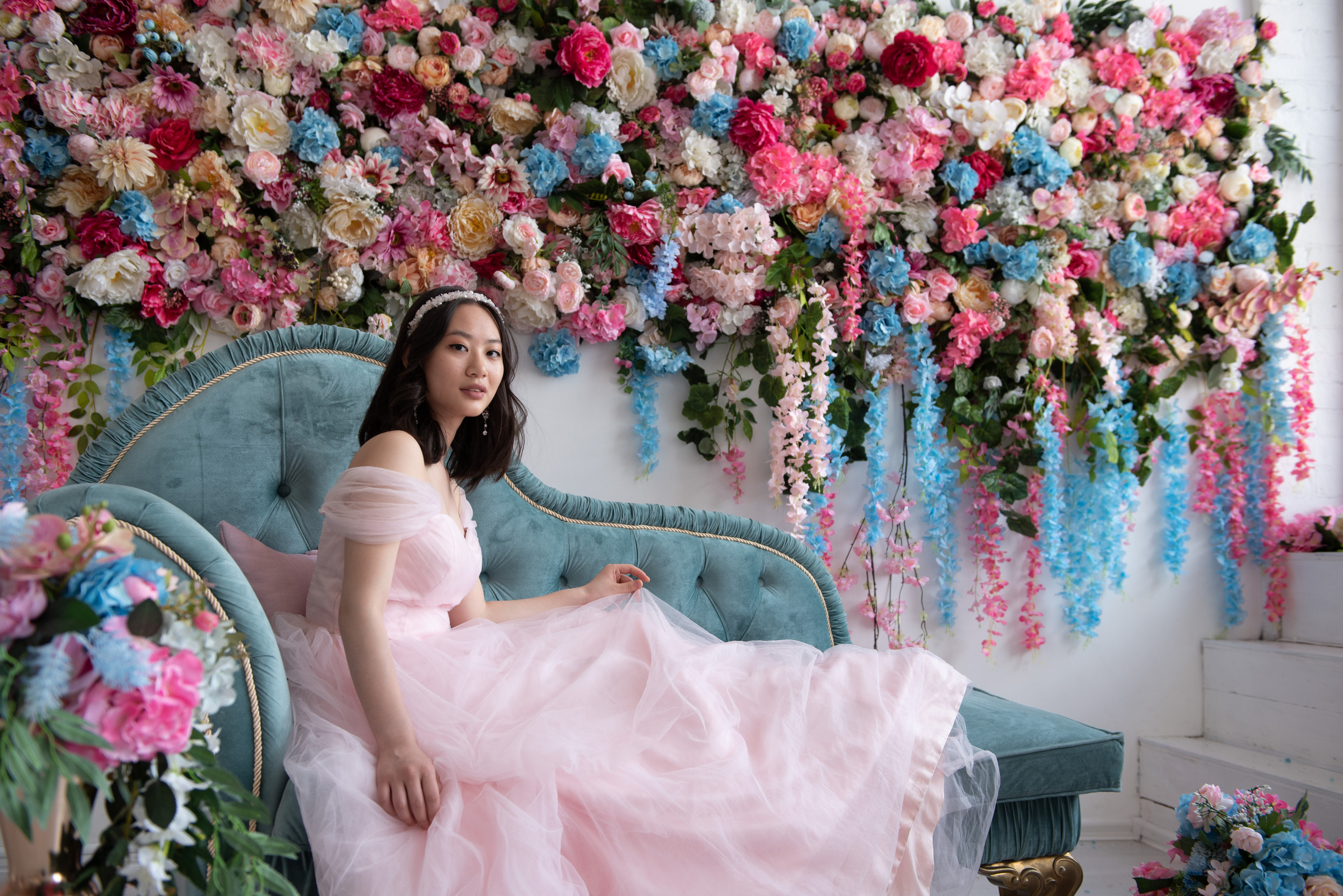 красивое вечернее розовое платье