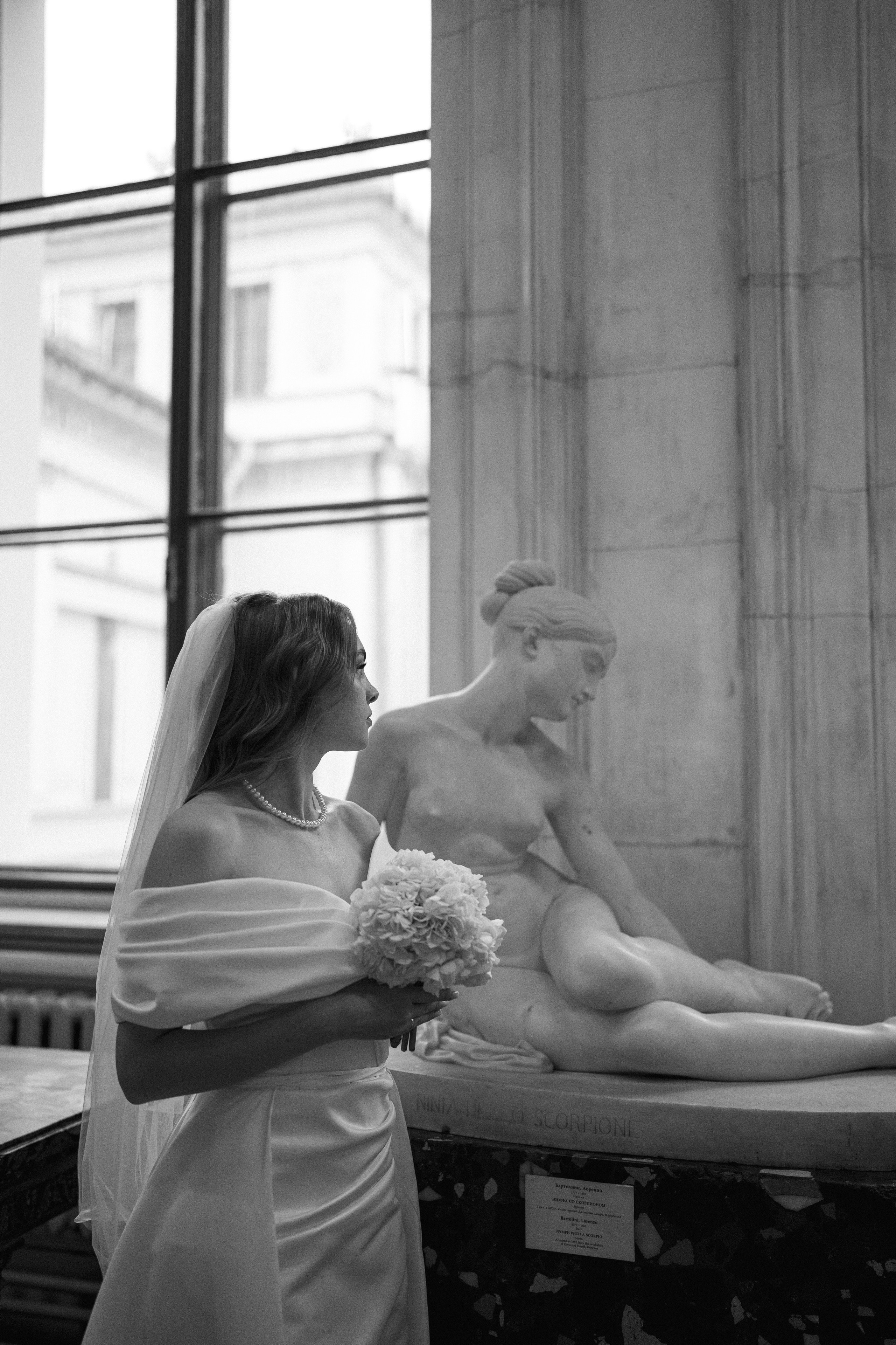 Дмитрий и Кира (Эрмитаж). Свадебный фотограф в Санкт-Петербурге