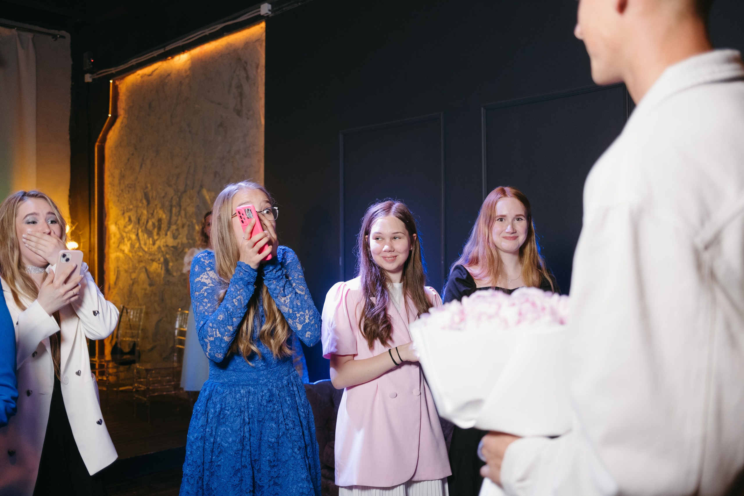 Выпускной 11 класс. Свадебный и репортажной фотограф Денис Ожигин в Краснодаре и Краснодарском крае