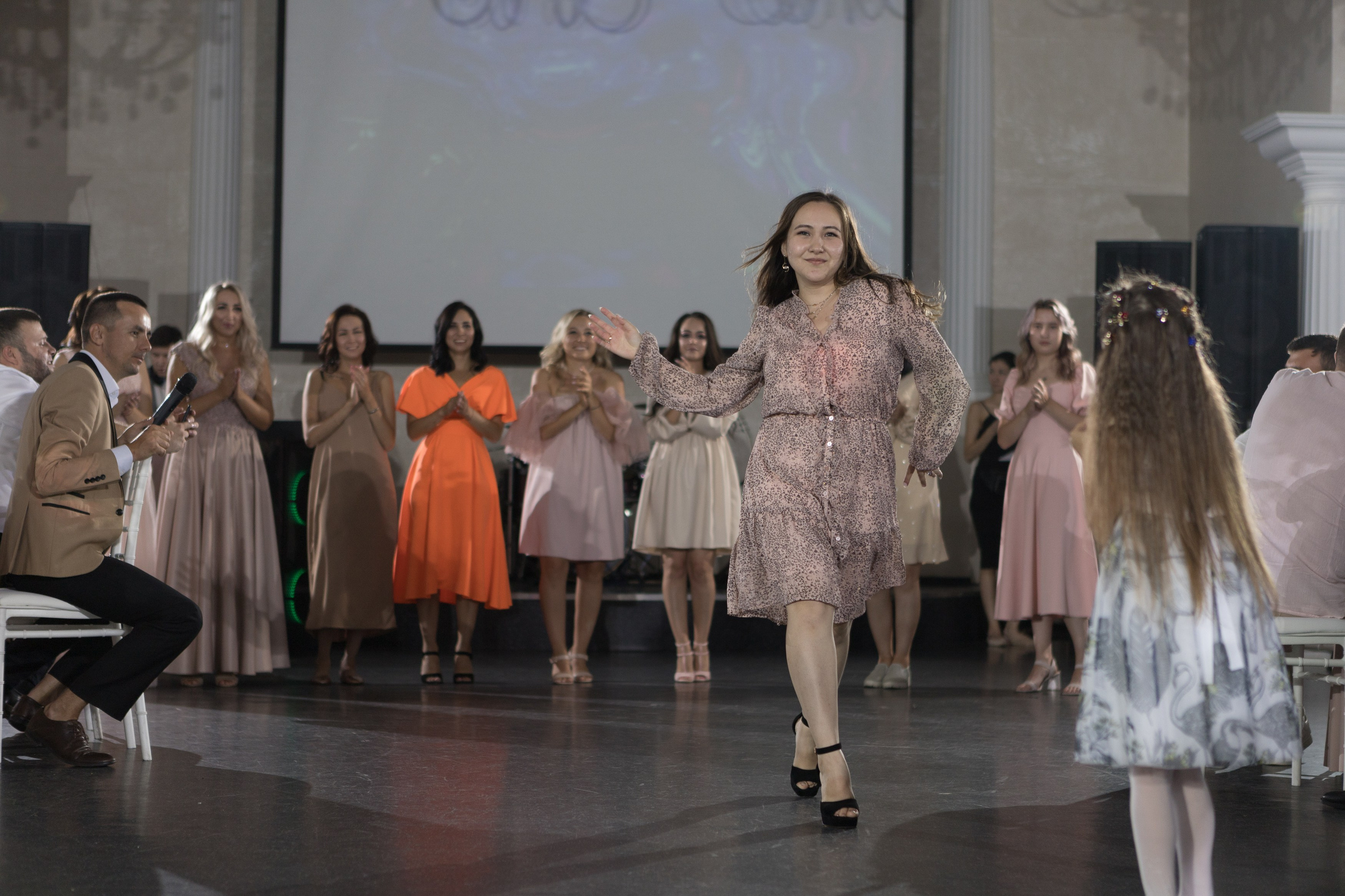 Свадебный фотограф Уфа — Руслан ГабдлисламовЖивые эмоции, красивые кадры, воспоминания на всю жизнь.Работаю по всей Республике Башкортоста. Свадебный фотограф Уфа Руслан Габдлисламов