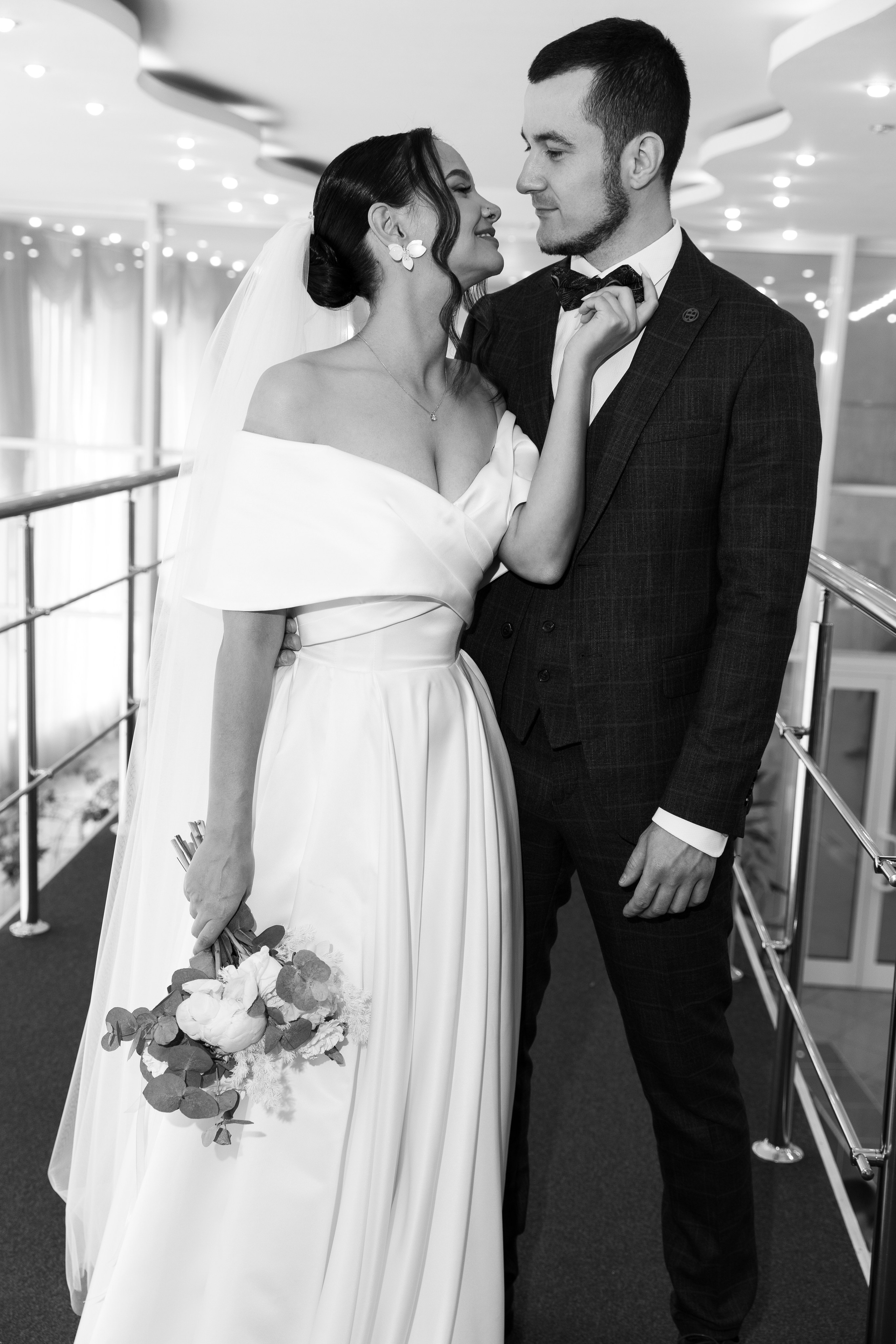 Необычная идея для утра невесты и фотосессия с ретро волгой. Свадебный и портретный фотограф в Сыктывкаре и в Москве Новосельцева Алена