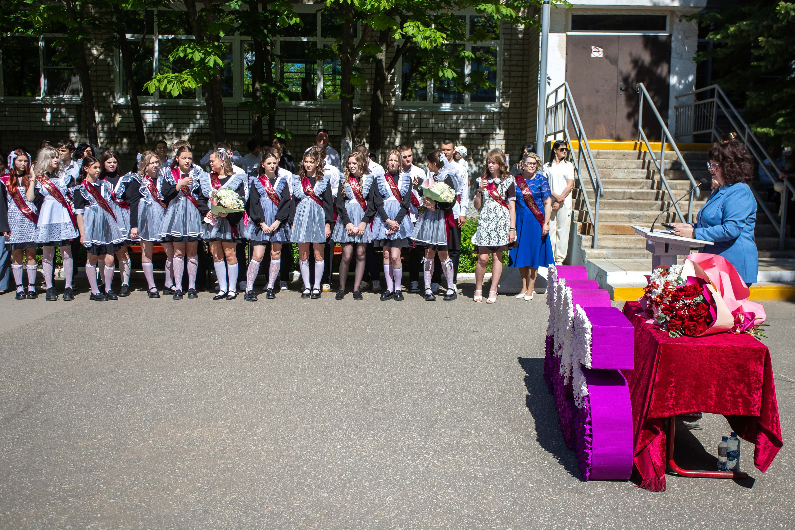Последний звонок. Выпускные альбомы и фильмы