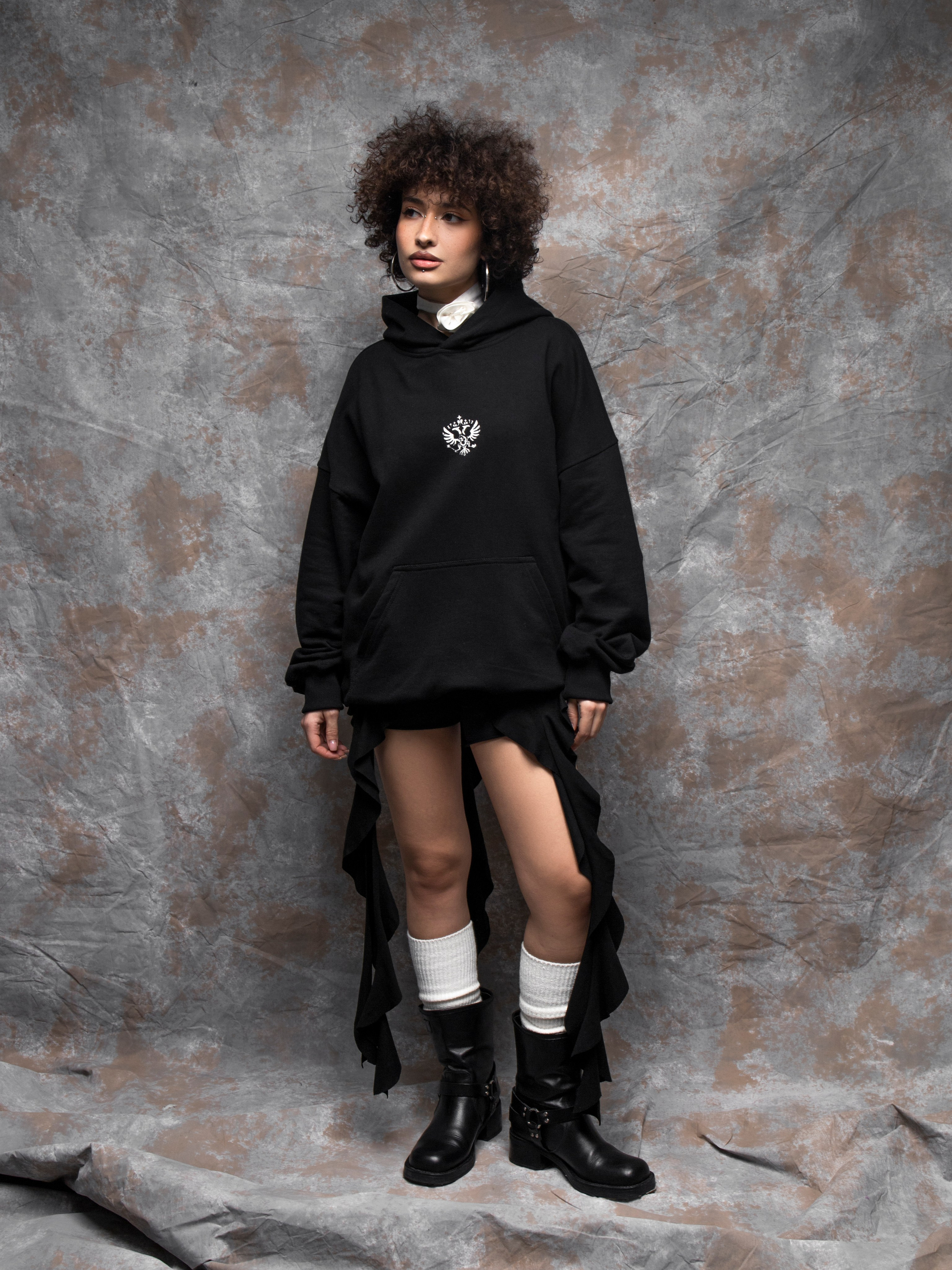 ЛУКБУК. RUNA production — стильные съемки для брендов