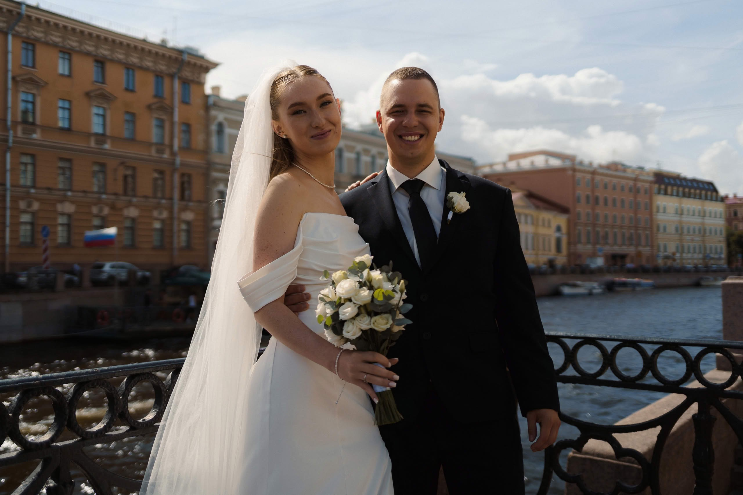 Анна и Илья — свадебная фотосессия в Петербурге у Исаакия