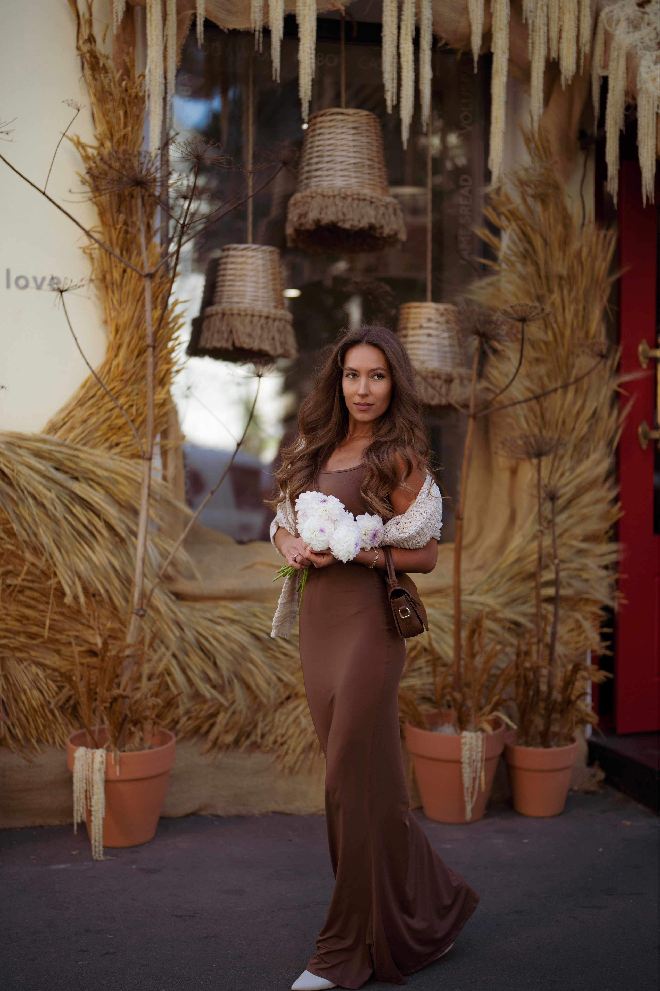 Девушка с цветами. Ваш фотограф Tetiana Kolos, найду самый удачный ракурс и словлю момент