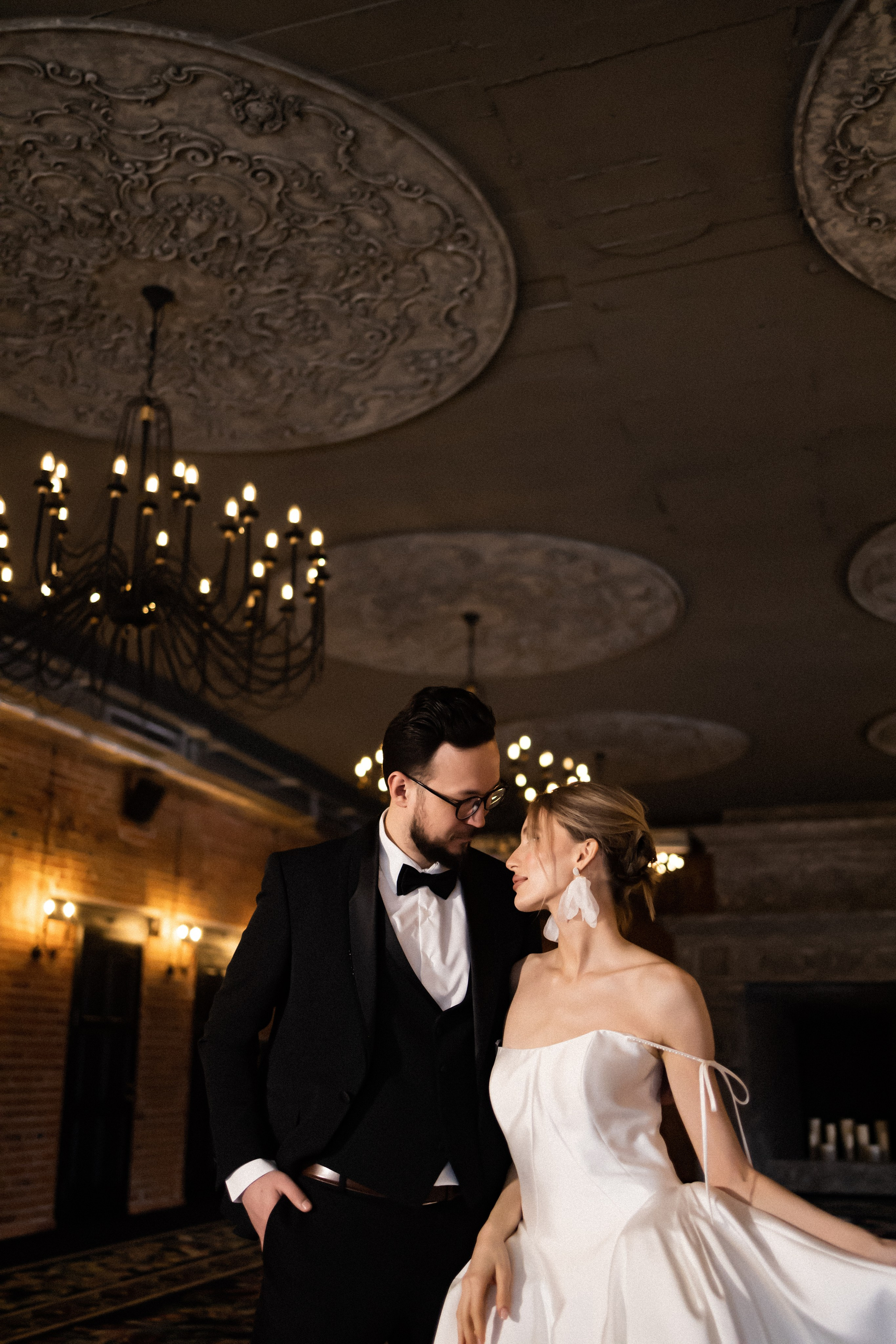 Свадебная в ресторане. Фотограф Арина Шмакова