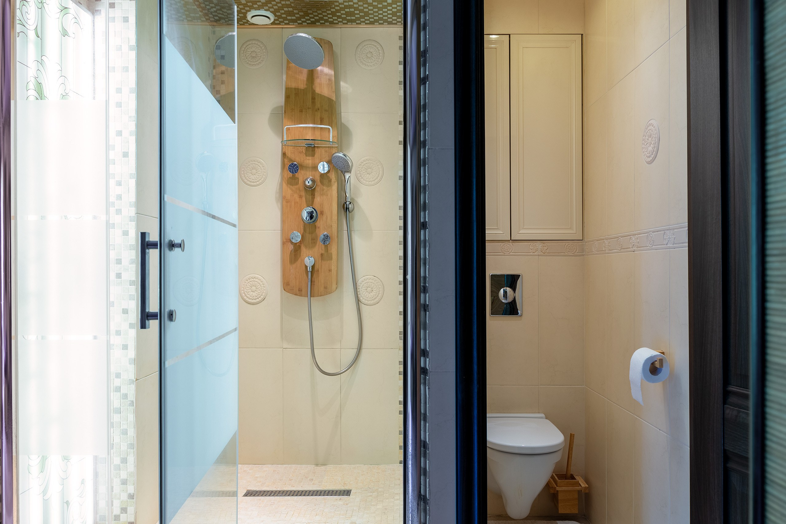 Квартира для продажи в городе Дивногорске с хоумстейджингом. Интерьерный фотограф и ретушер в Красноярске Денис Антропов