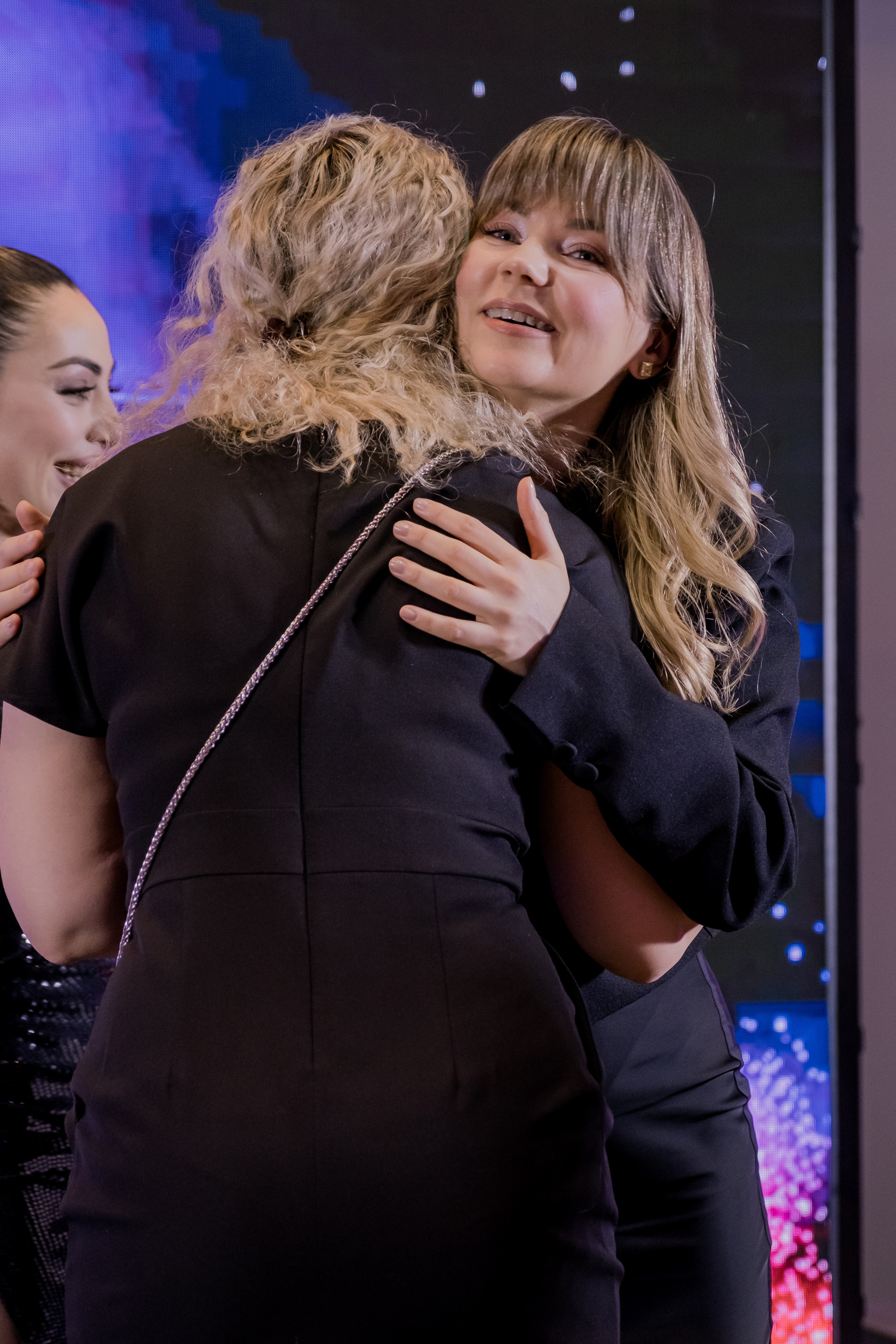 Выпускной онлайн-школы Шушанны Исраелян совместно с Анной Горбуновой. Репортажный фотограф Анастасия Ащепкова