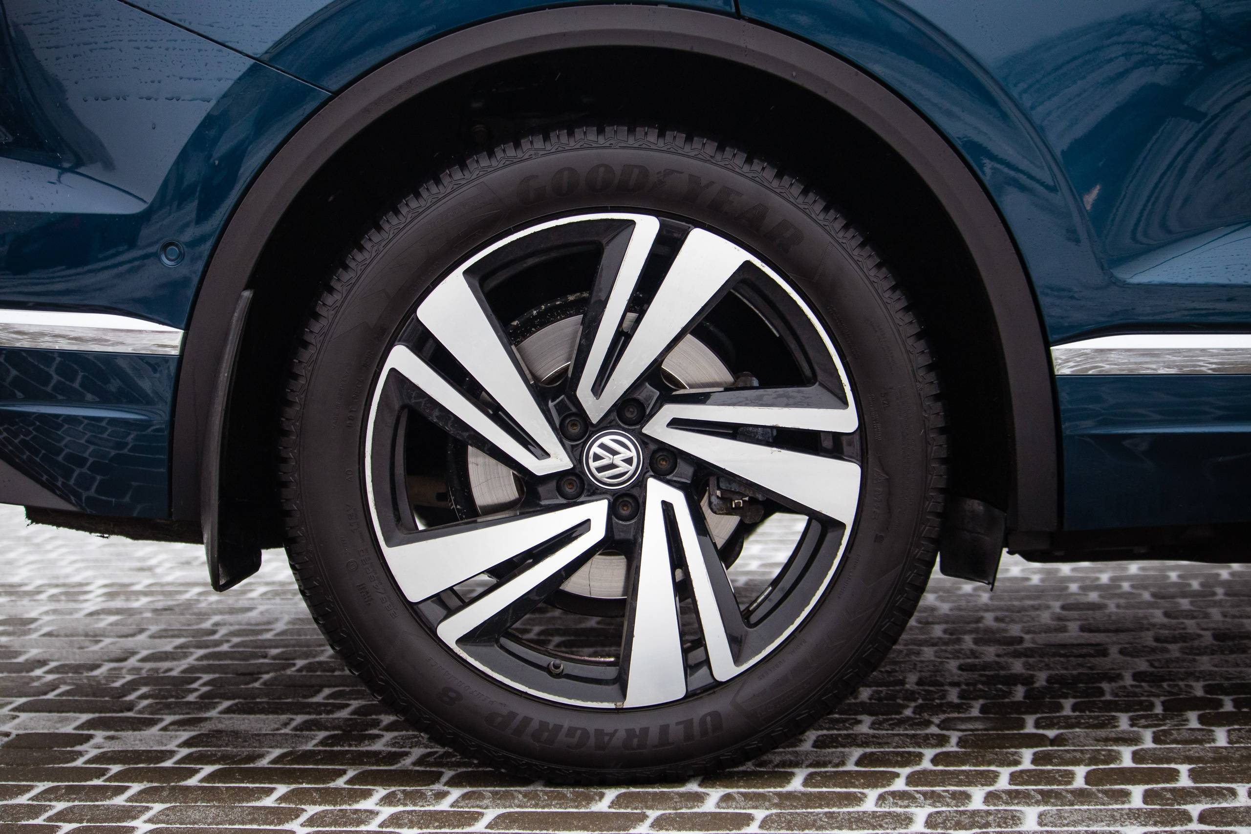 Volkswagen Touareg. Репортажный фотограф Минск ❘ Костецкий Илья ❘ Беларусь