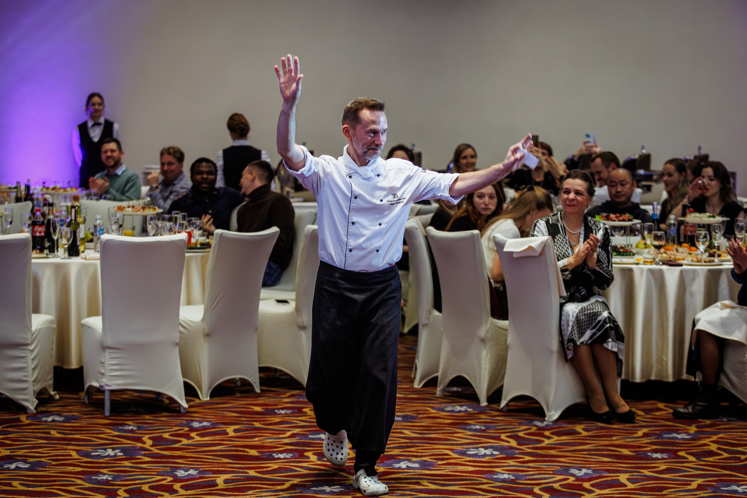 Новогодний корпоратив Отеля «Пекин». Репортажный фотограф Минск ❘ Костецкий Илья ❘ Беларусь